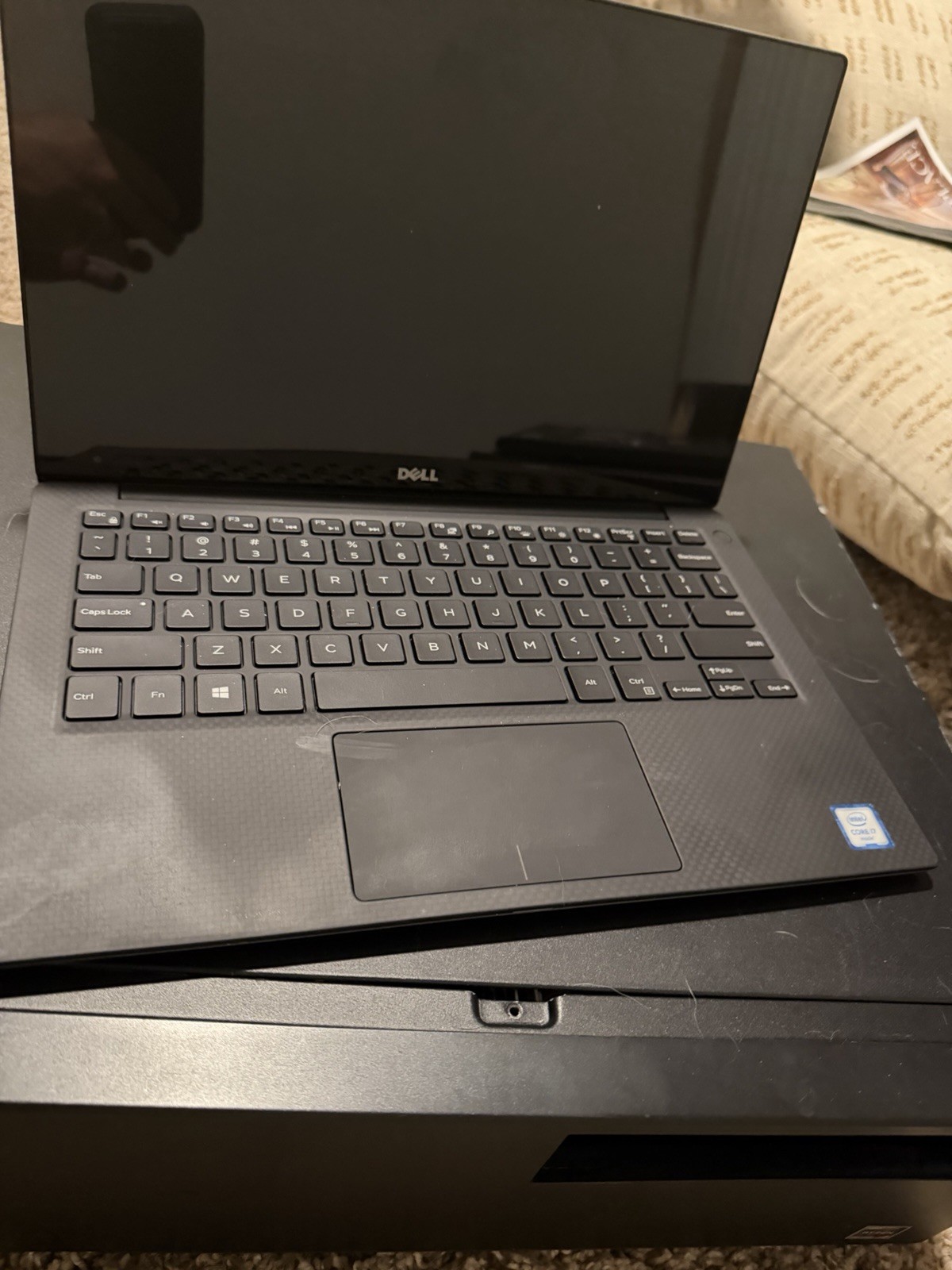 Dell XPS 13 9350 i7 16GB. No SSD. Includes Charger.