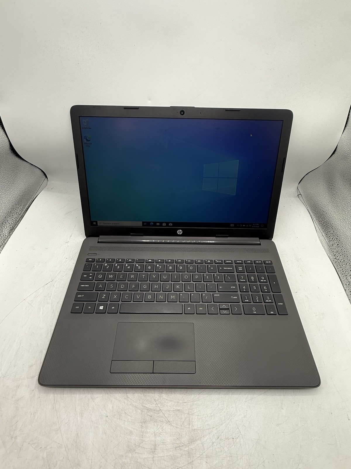 HP 255 G7 15.6” Laptop AMD A6-9225 8GB RAM 256GB SSD Win10P