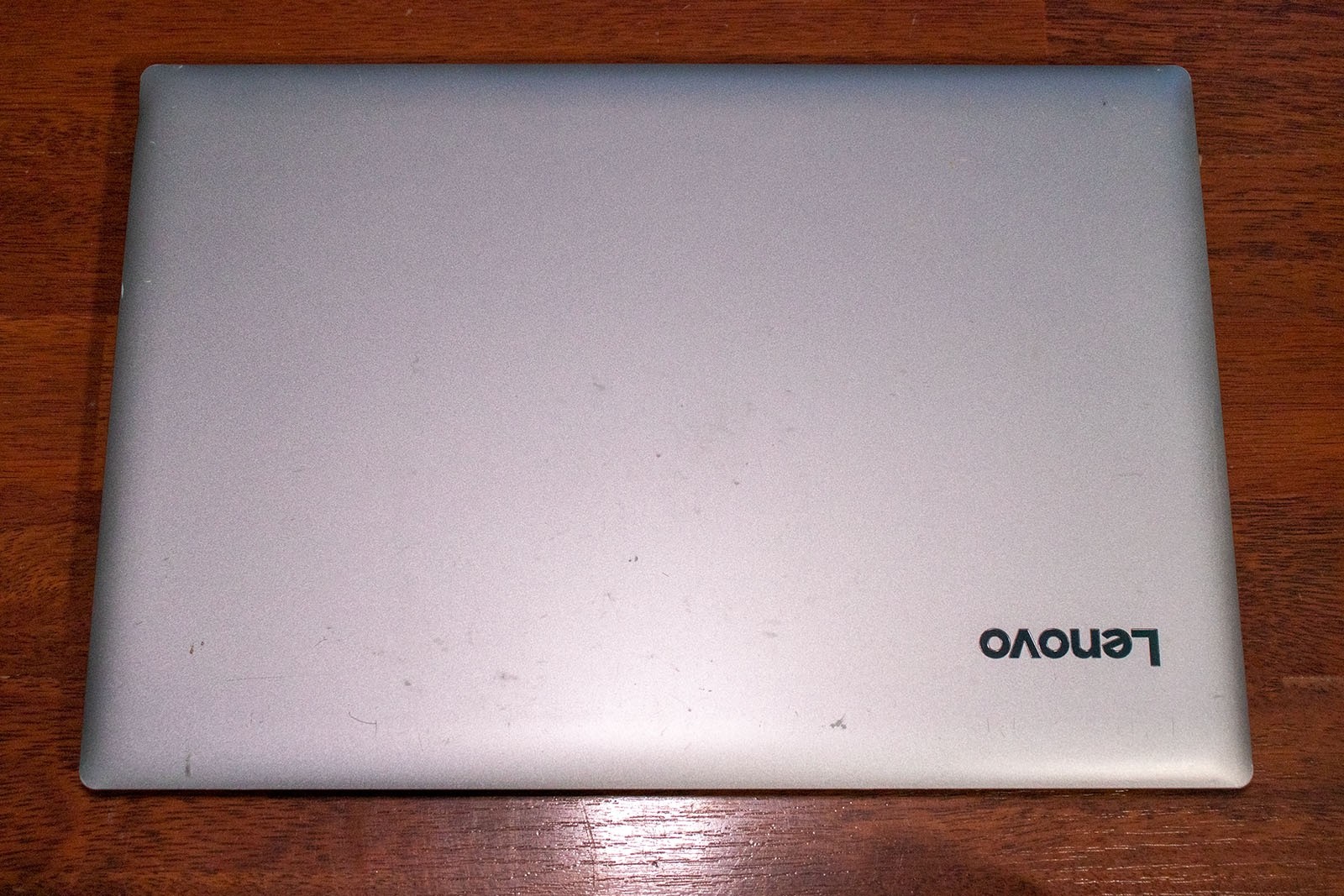 Lenovo Ideapad 80XS 320-15ABR AMD A12-9720P 2.7GHz/R7 GPU 12GB RAM 500GB SSD 15″