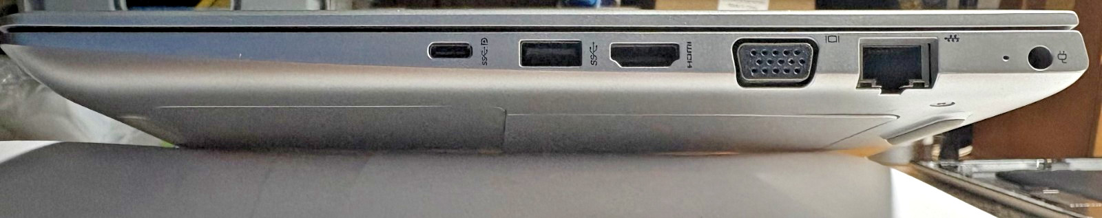 HP ProBook 440 G5 14″ HD i5-8250U @ 1.6 GHz 12 GB 500GB