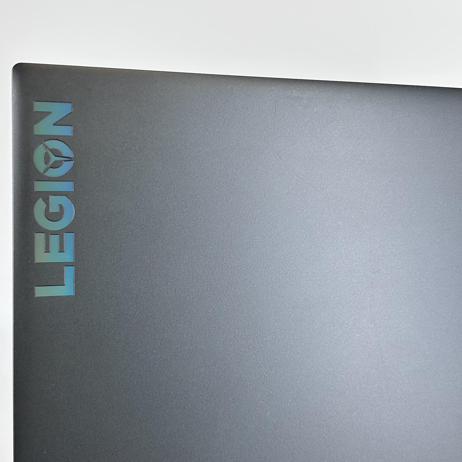 Lenovo Legion 5i 17.3 FHD i7-10750H 2.60GHz 16GB 512GB SSD/1TB HDD GTX 1660 Ti