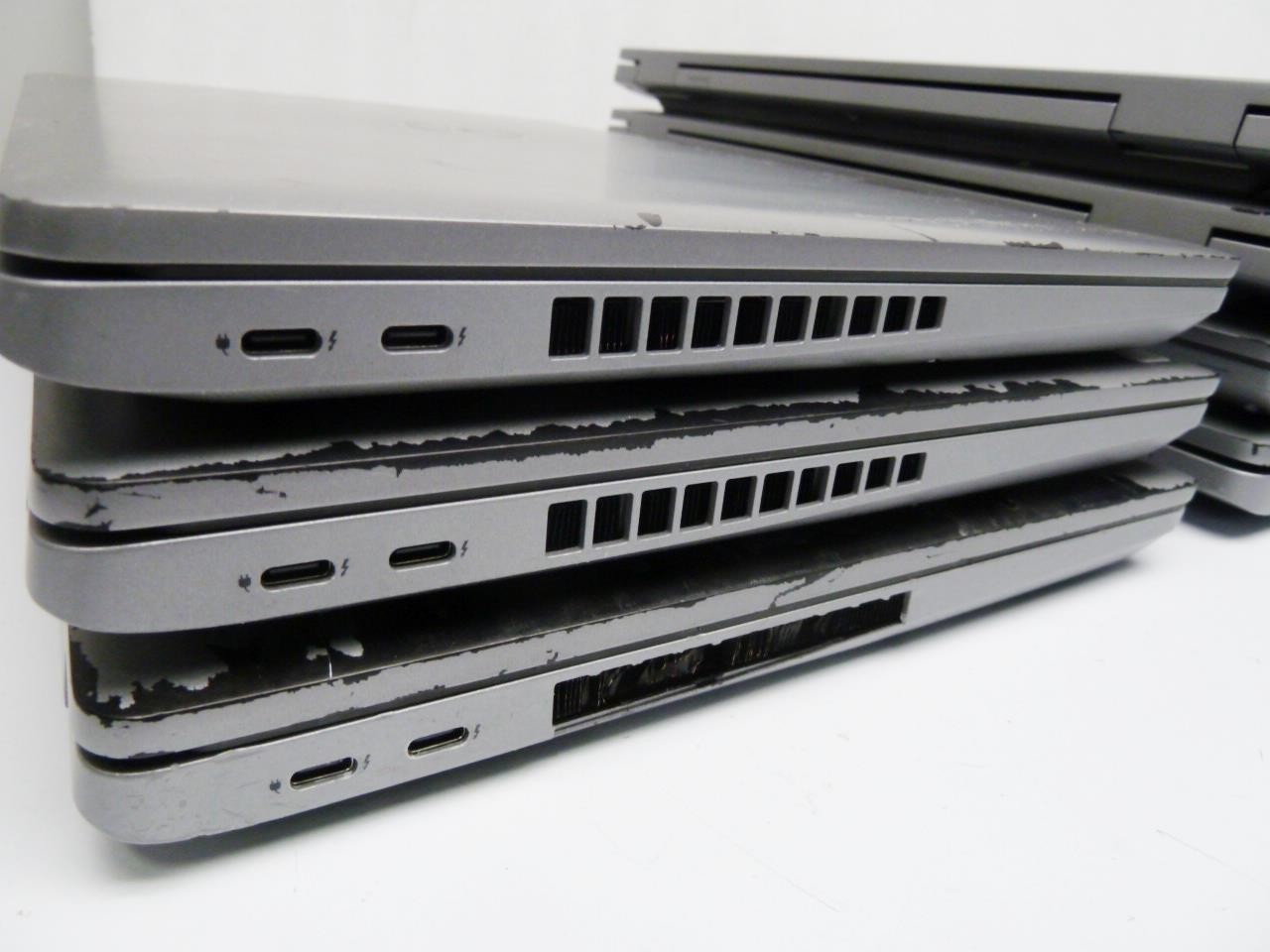 Dell Precision 3571 | 15.6″ 12th Gen i5-12500H WiFi/BT, No SSD/RAM | Bios Locked