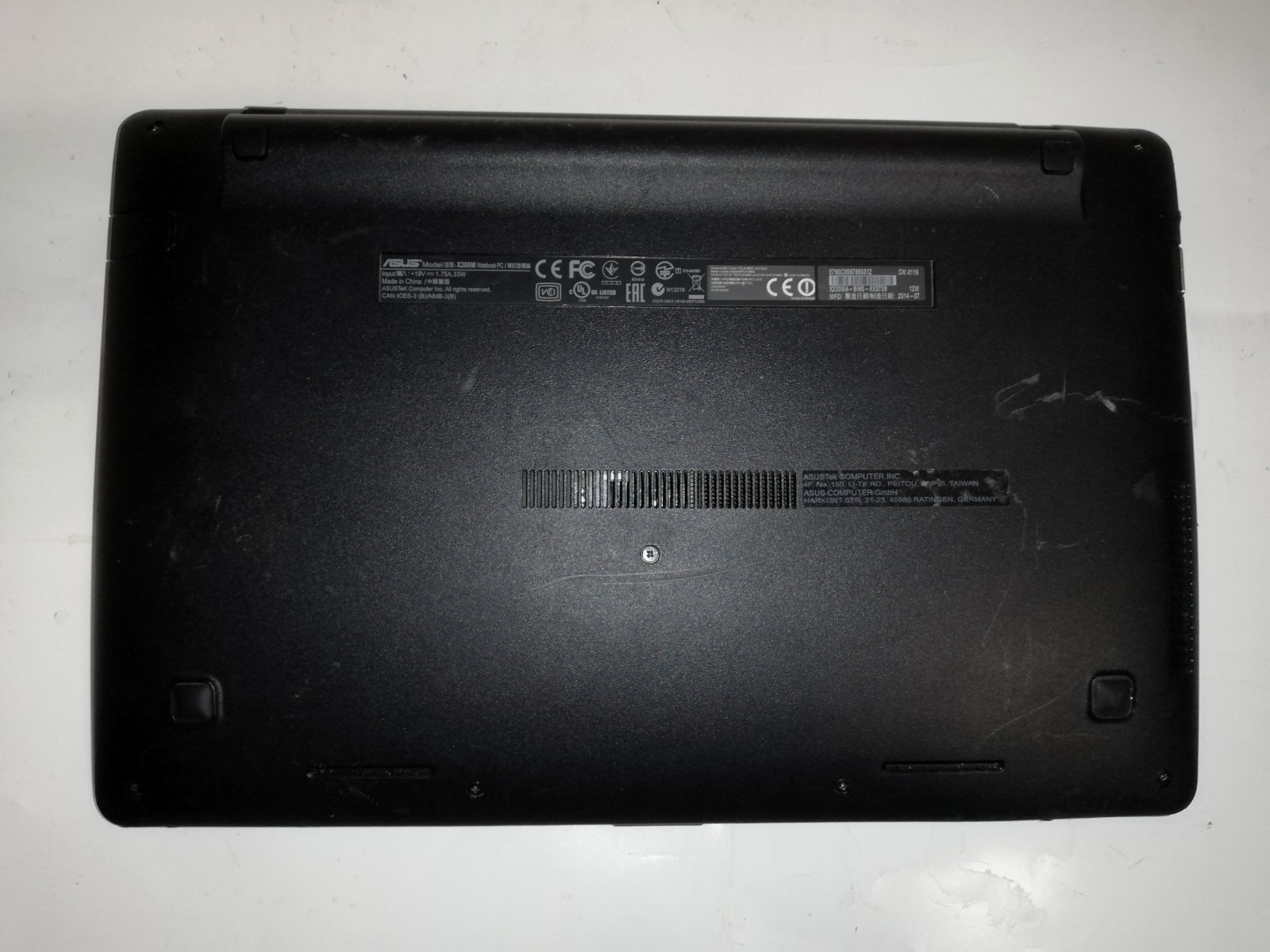 ASUS X200M notebook PC blue used, RAM 2 GB, intel celeron 2.16 GHz
