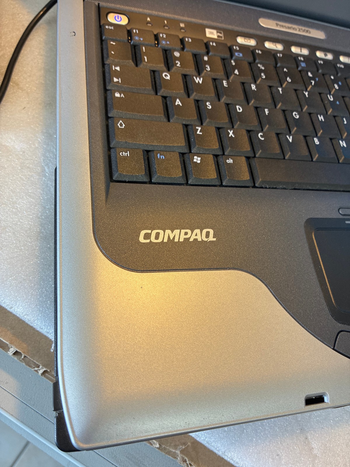 Grade A🔥 Compaq Presario 2500 DK562A Laptop P4 2.4GHz 448MB 60GB Windows XP SP3