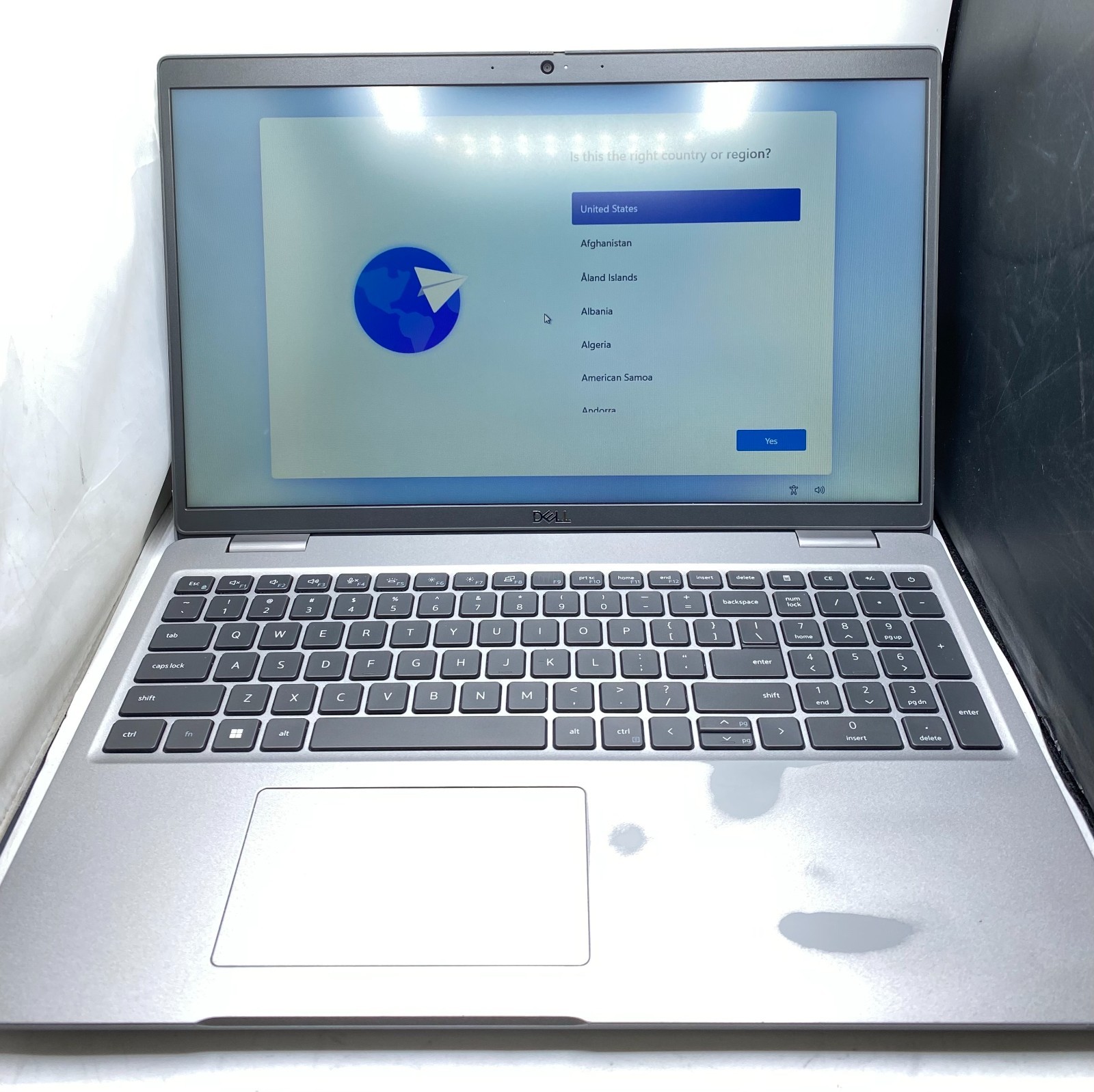 Dell Latitude 5520 15.6″ Laptop Intel Core I7-1185G7 3.0GHz 16GB RAM 256GB SSD