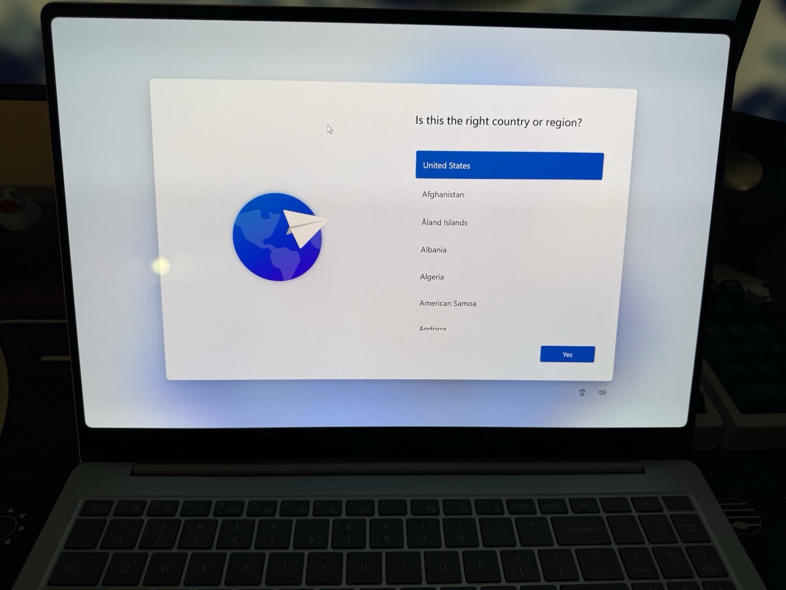 Samsung Galaxy Book4 Edge 16″ Snapdragon 16GB RAM Win11 Blue AI PC