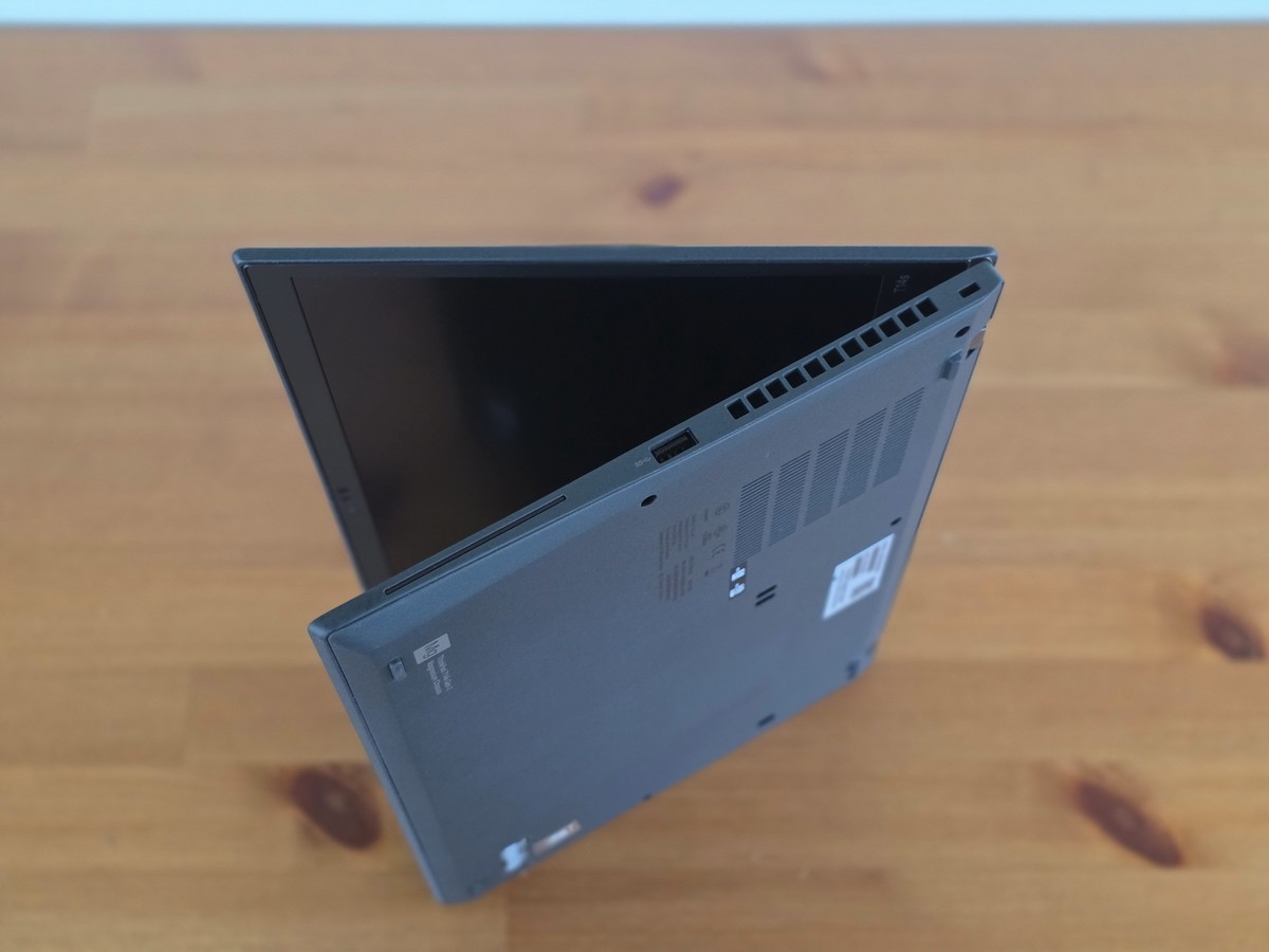 Lenovo ThinkPad T14s Gen 2 Laptop i7-1185G7 32GB 14 FHD 1920×1080 256GB WWAN 4G
