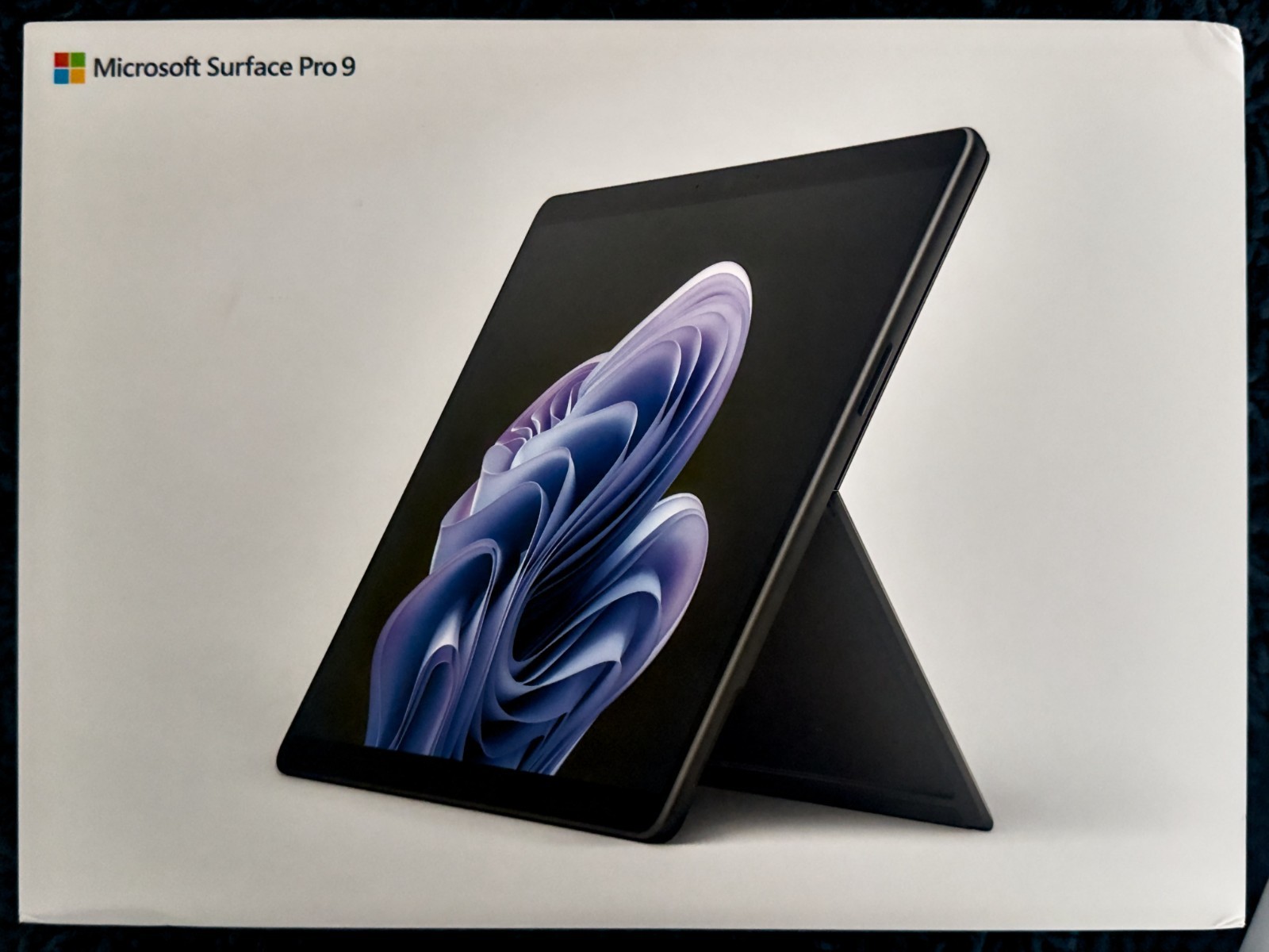 MS Surface Pro 9 | 13″ | Intel i5 | 8GB DDR5 | 256GB SSD | WIN11 | Keyboard