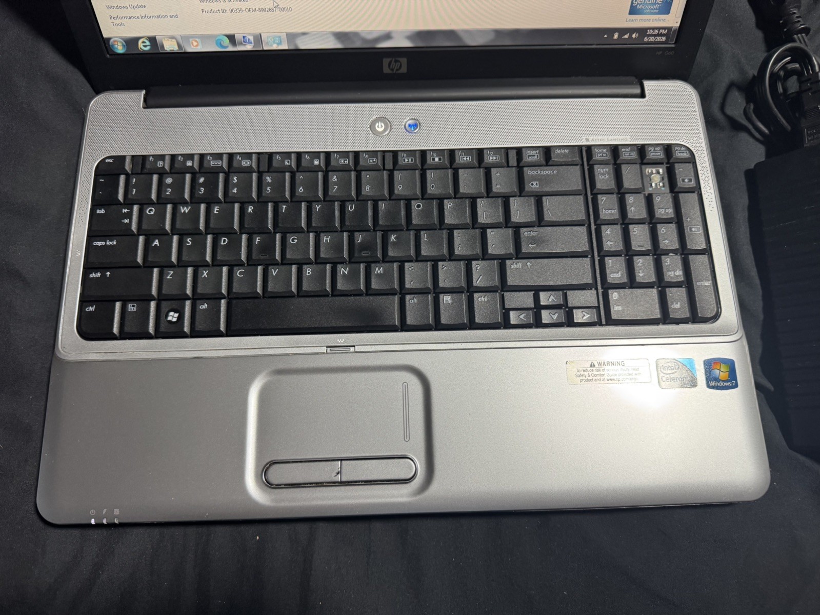 HP G60-519WM Intel Celeron 900 2.2GHz 15.6” 4GB 240GB Win7 Updated Cleaned Works
