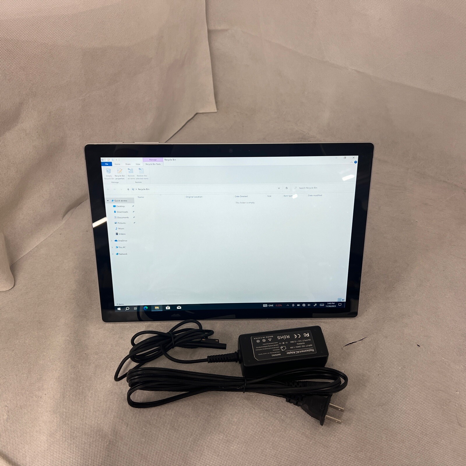 Microsoft Surface Pro 5th Gen 1807 12.3″ Tablet 128GB Wi-Fi + Cellular LTE