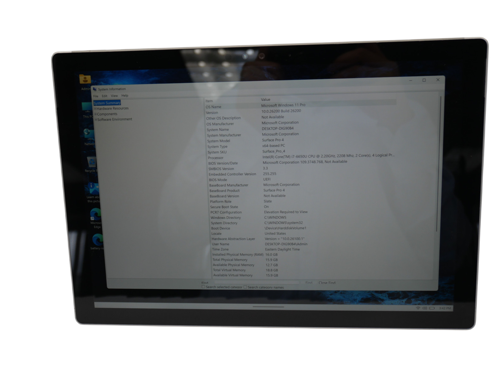 Lot 2 Microsoft Surface Pro 4 1724 Core i7-6650U 2.20GHz 16GB 512GB
