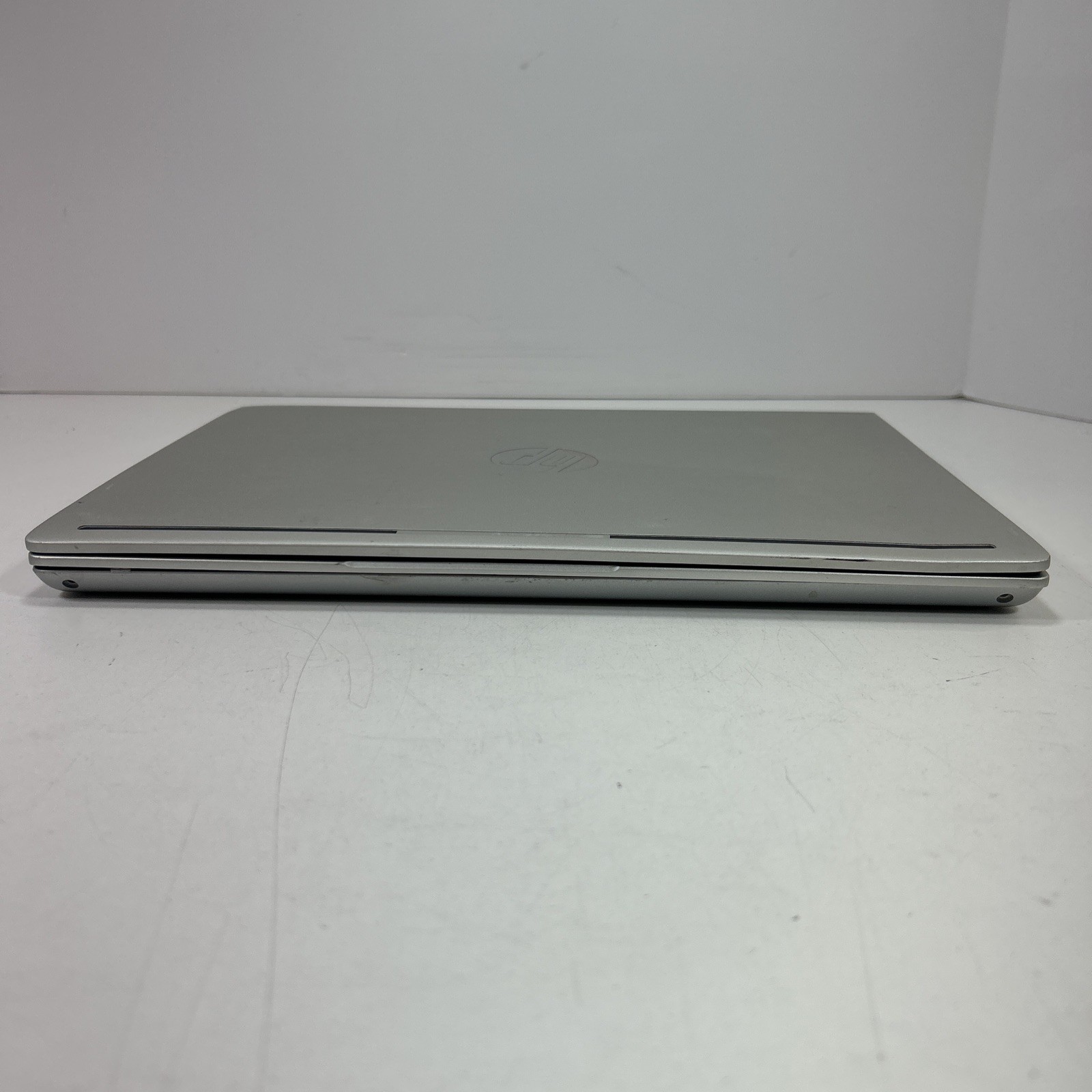 HP ProBook 430 G7 i5-10th Gen NO Ram/SSD. Broken Screen For Parts