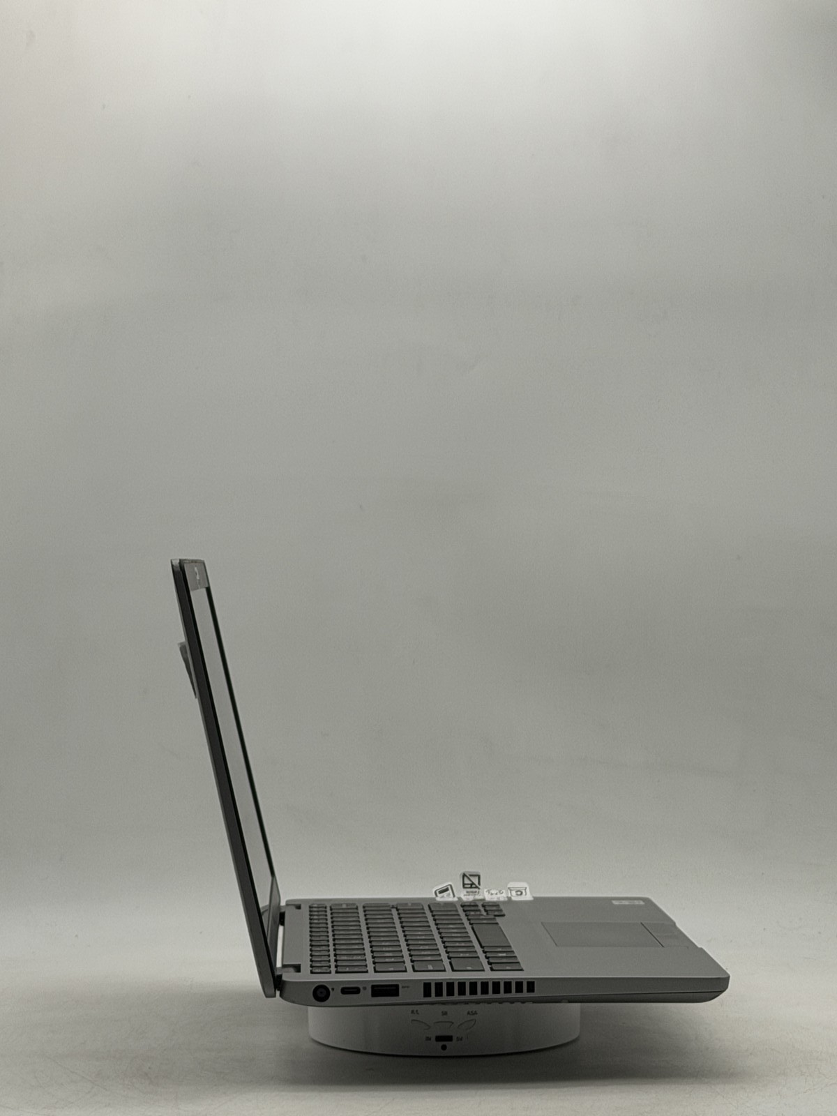 Dell Latitude 5410 14″ 8GB 128GB i5-10210U NO OS – READ