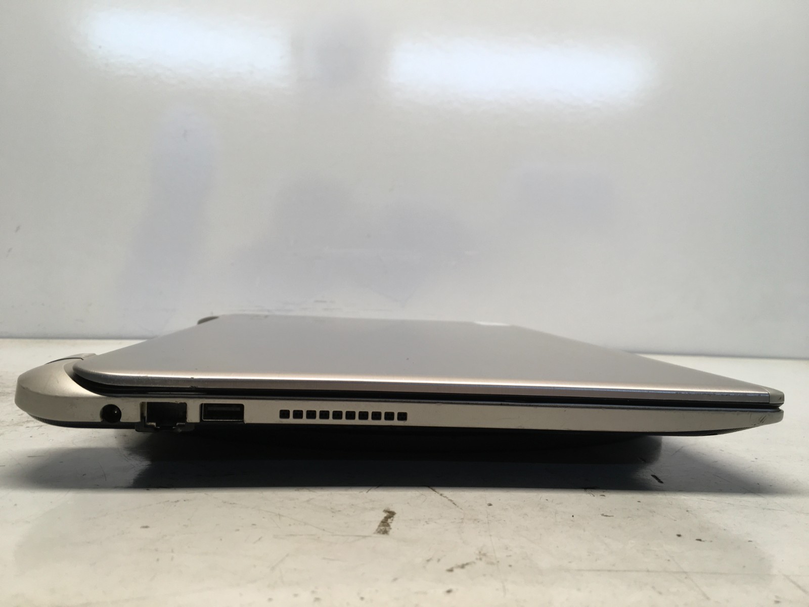 Toshiba Satellite S55-B5280 Intel i7-4510U 2GHz 12 GB NO HDD
