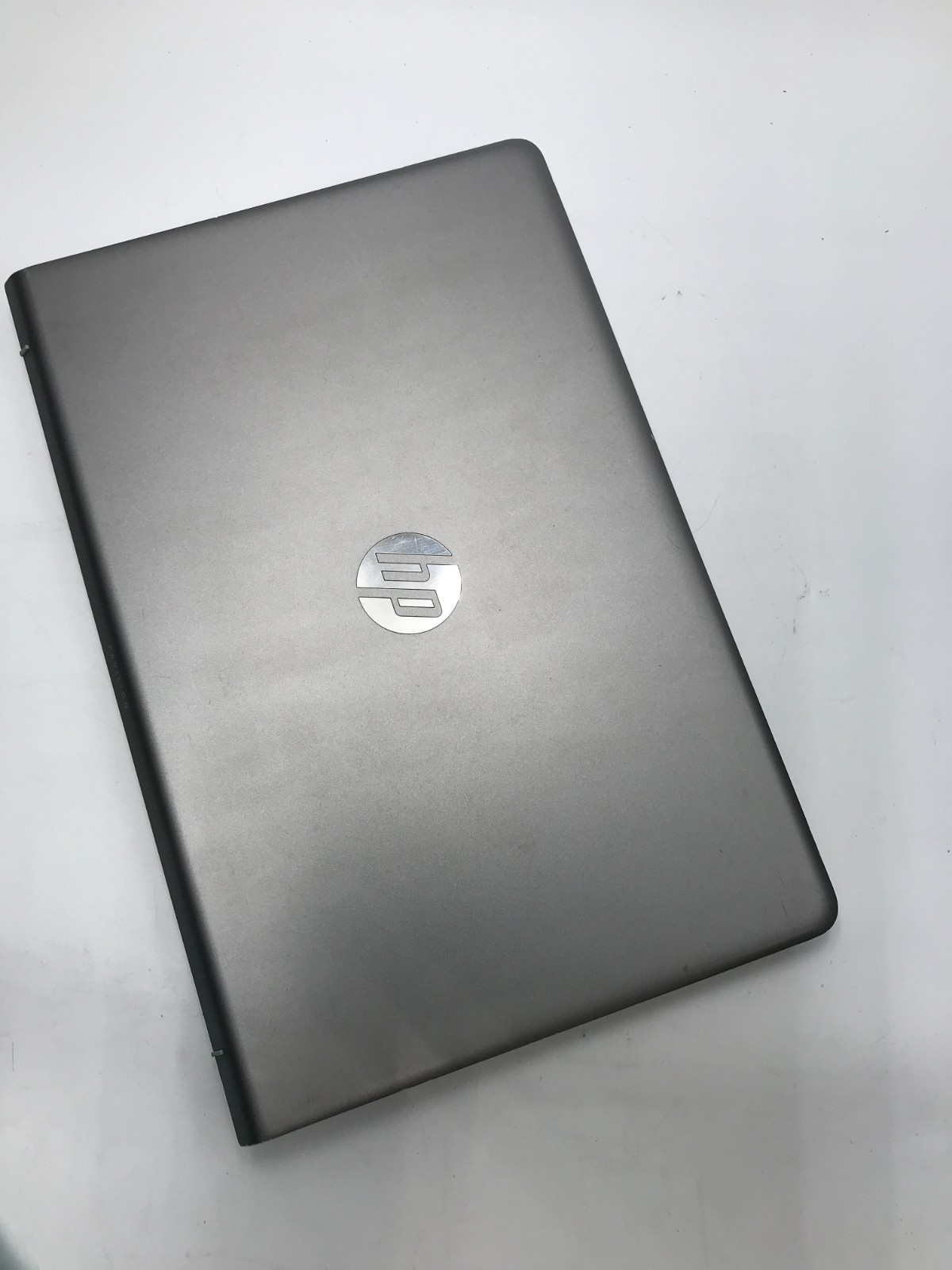 HP Pavilion 15-cc123cl|i5|12GB 1TB HDD|W11H|(L-11)