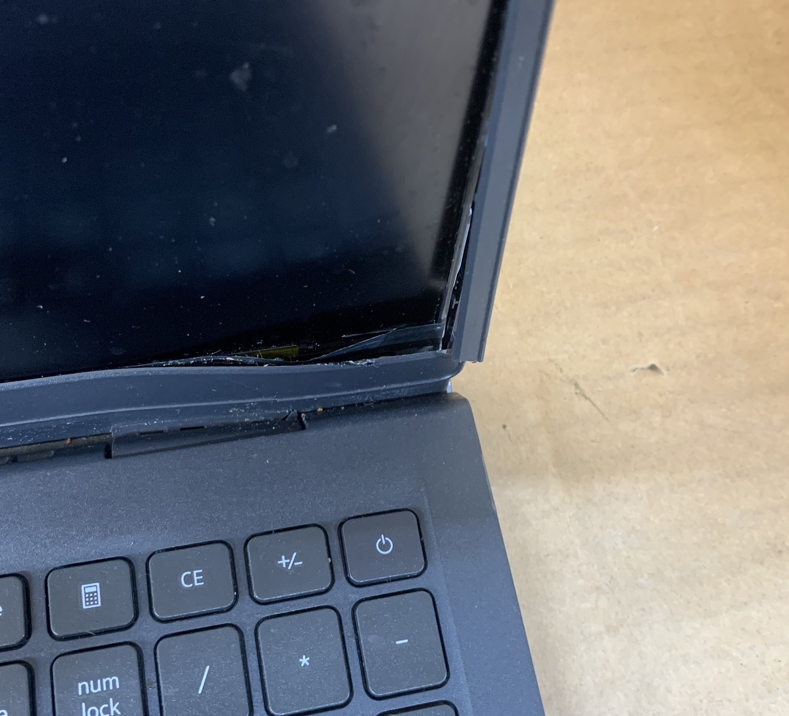 Dell Inspiron 15 3520 i5-1135G7@2.4GHz 8GB DDR4 RAM NO SSD/HDD FOR PARTS/REPAIR