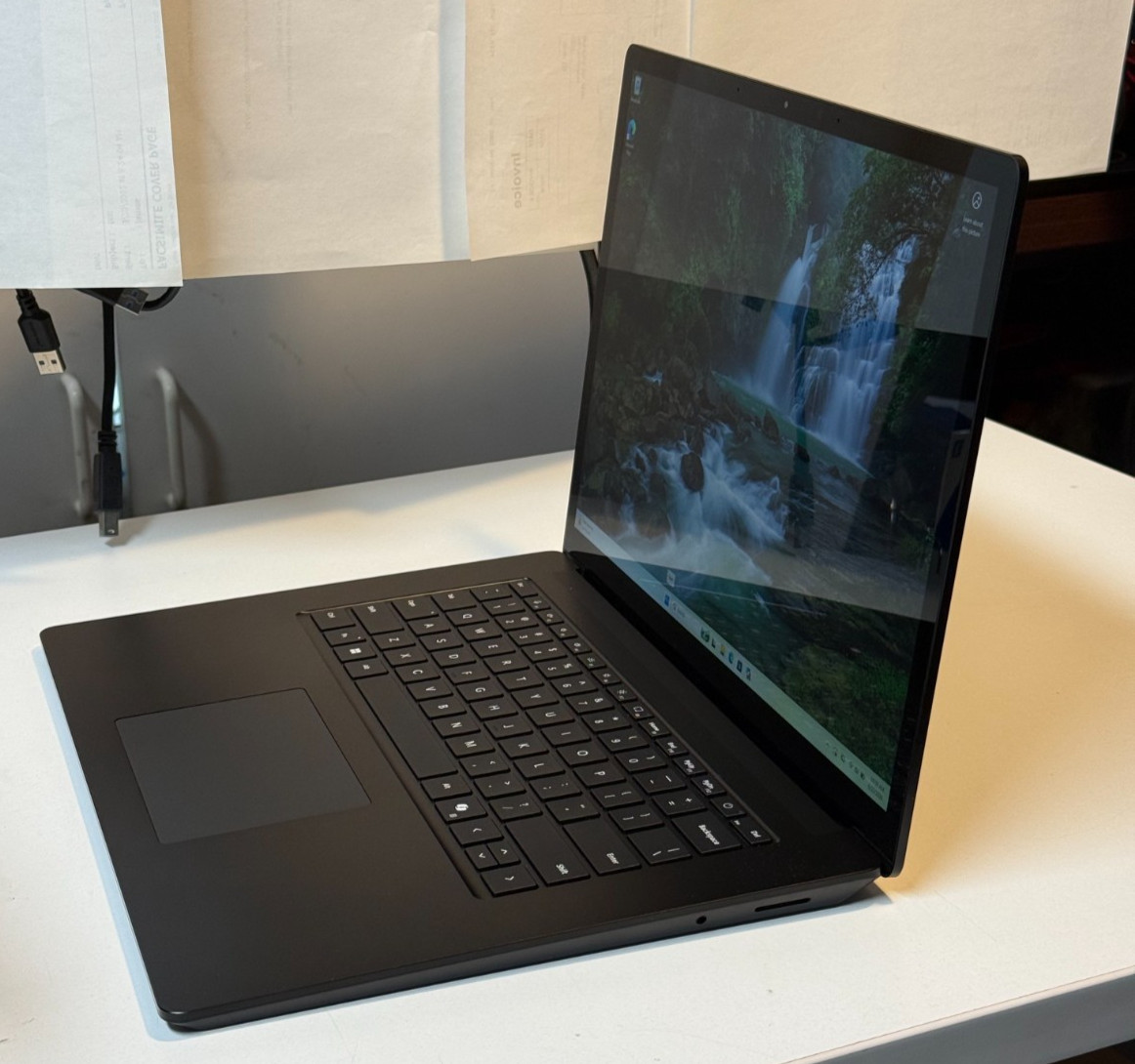 NEW SEALED MS Surface Laptop 6 15″ S1 Ultra i7 165H -32GB RAM- 512GB SSD-W11 PRO