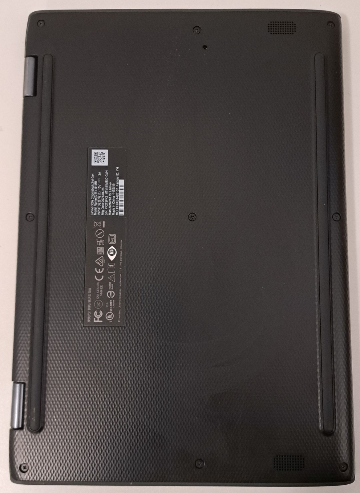 Lenovo 300e 2nd Gen Celeron N3450 Chromebook 4GB DDR4 32GB eMMC
