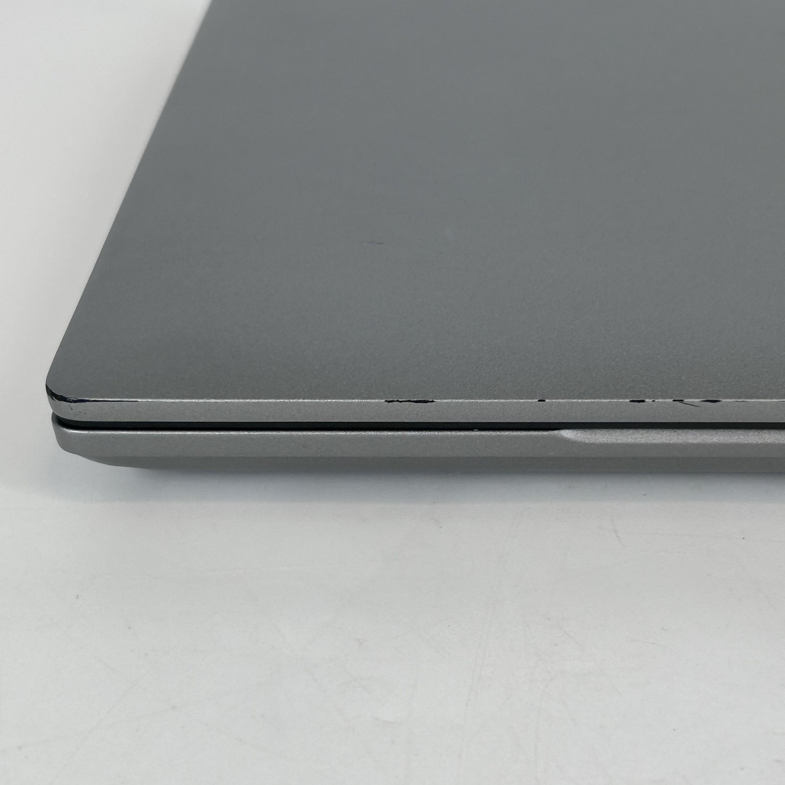 Dell Precision 3571 15.6 Gray FHD 2.7 GHz i5-12600H 16GB RAM 256GB SSD Good