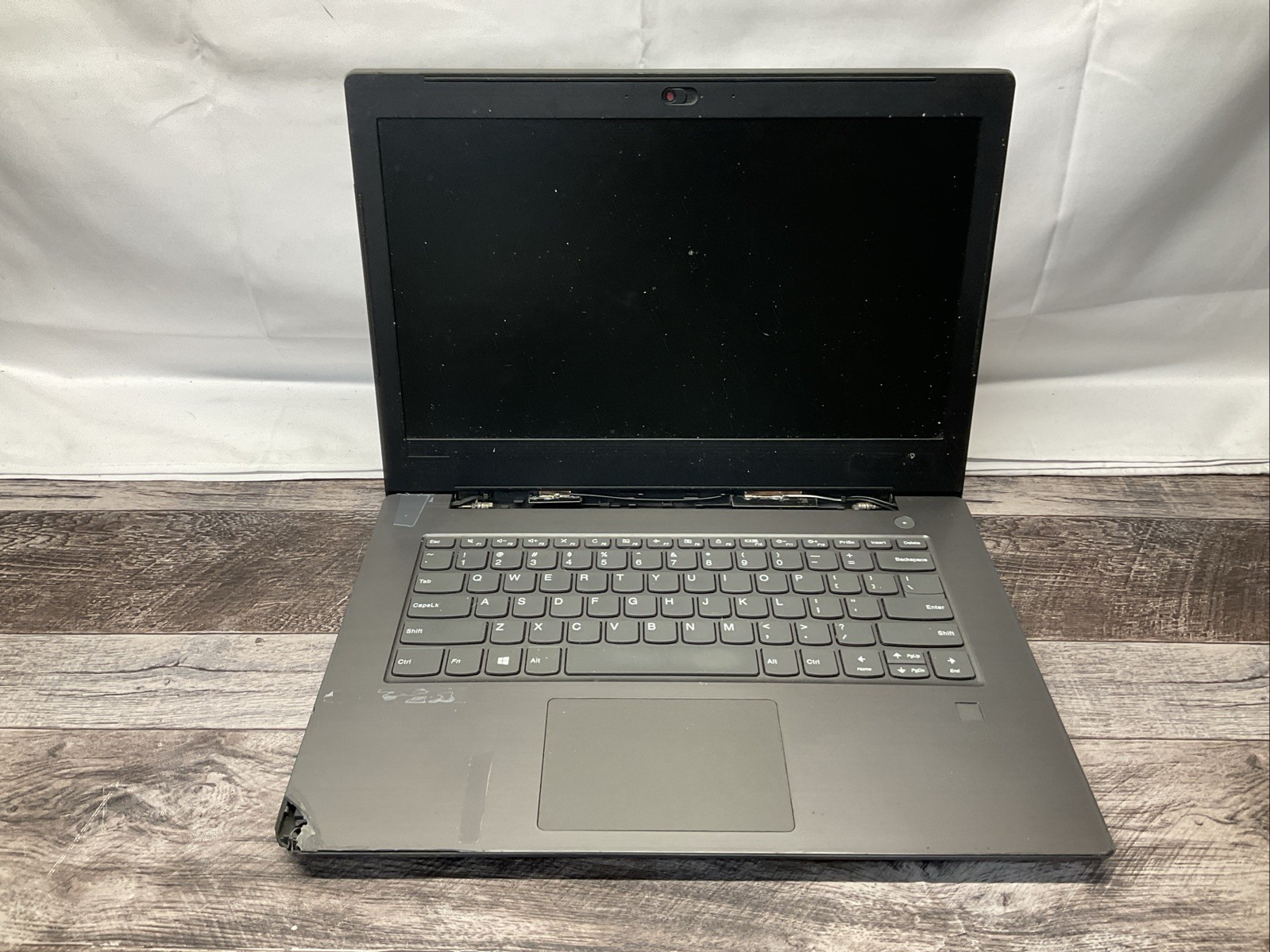 Lenovo V330-14ARR / Unknown Processor / No RAM / Laptop Notebook PC / A20