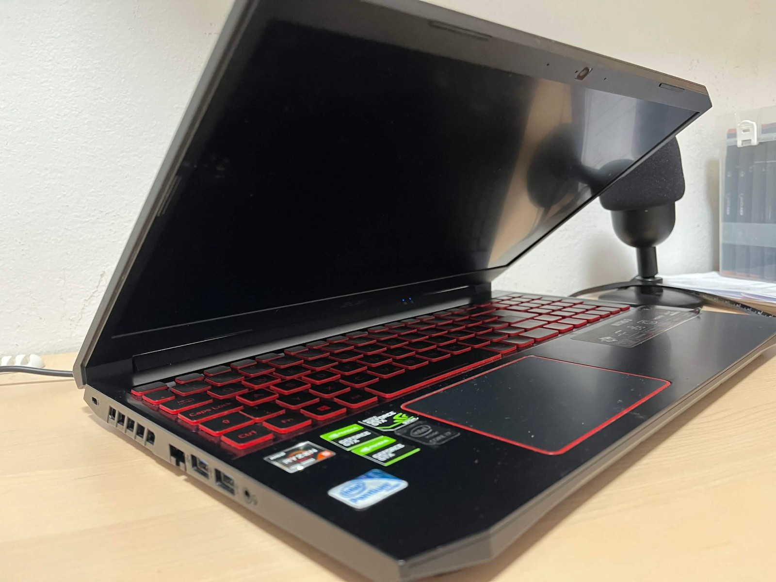 Acer Nitro 5 AN515-44-R99Q (MODDED) 15.6″ 512GB AMD Ryzen 5, 3.0GHz, 12GB RAM