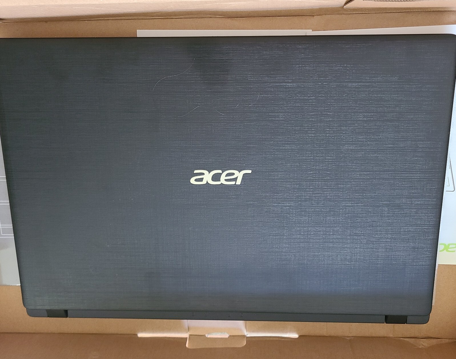 Acer Aspire 3 A315-21-95KF 15.6″ (1 TB, AMD A9 3.40 GHz, 6 GB) Laptop – Black