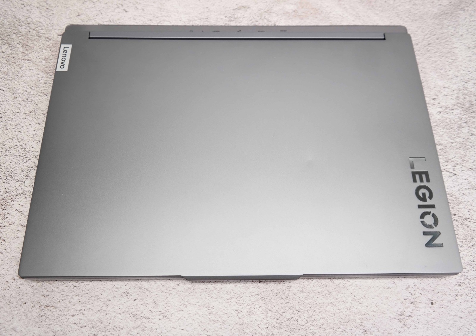 Lenovo Legion Slim 5 16APH8 Ryzen 5 7640HS BROKEN