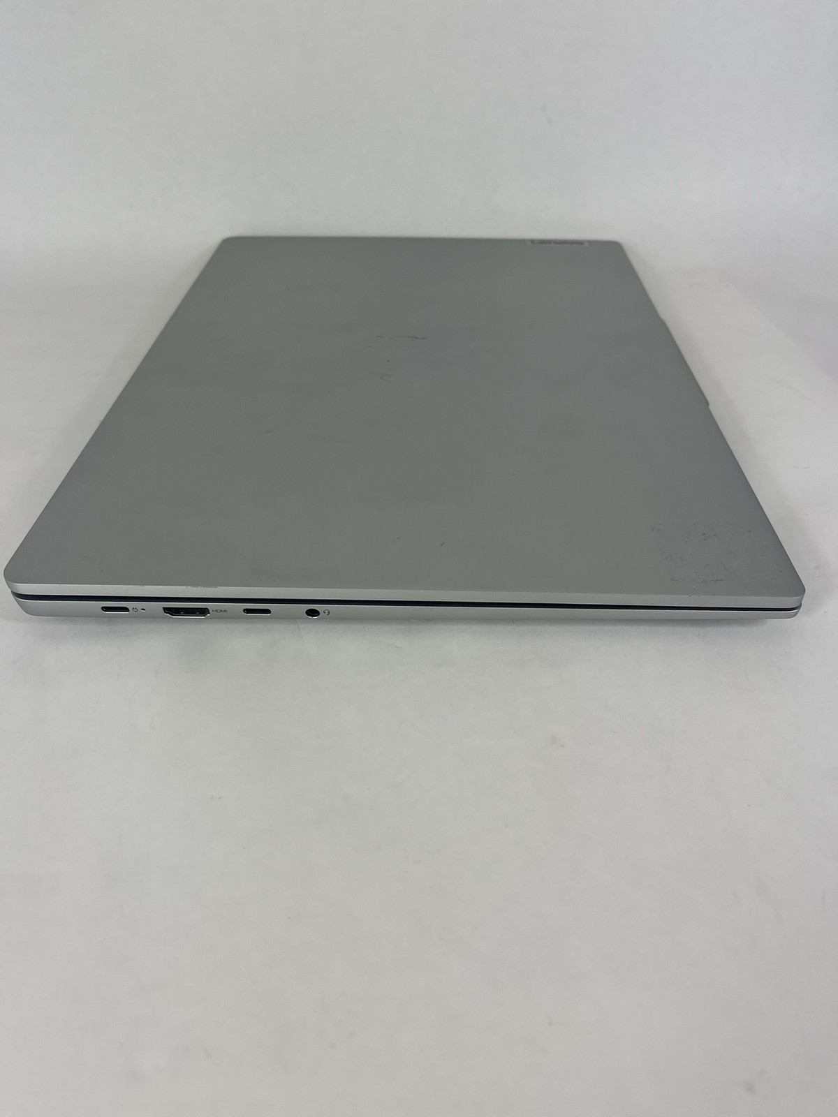 Lenovo IdeaPad Slim 5 16in 16IRU9 Core 7 150U 1.8GHz 8GB RAM 512GB Win11 Home