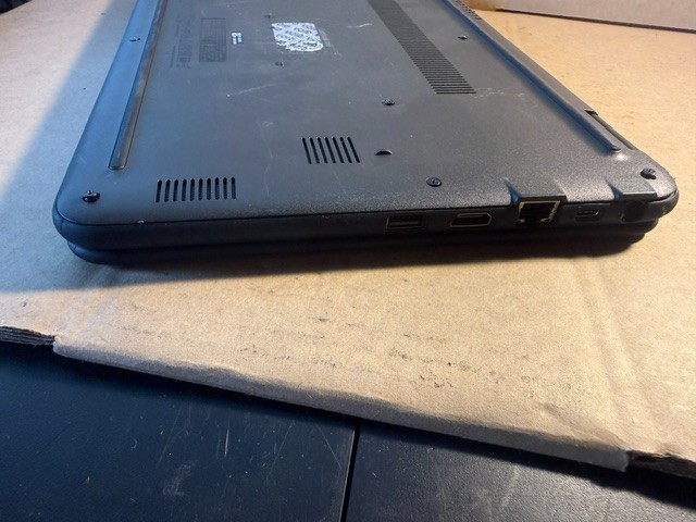 Dell Latitude 3310 i5-8265U 256GB SSD 8GB RAM (No Charger Included)