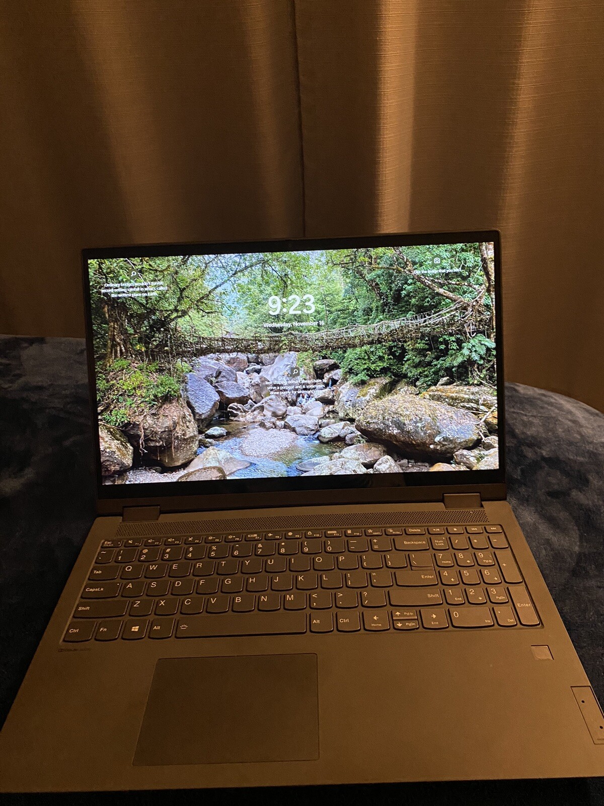 Lenovo IdeaPad Flex 5 15IIL05 15.6″ (237 GB). 2 In 1 Comes with Charger