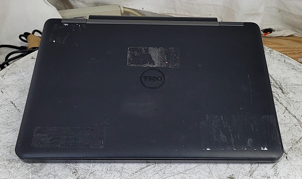 DELL LATITUDE E5440 Laptop Core I5-4300U 8GB 500GB SEE NOTES