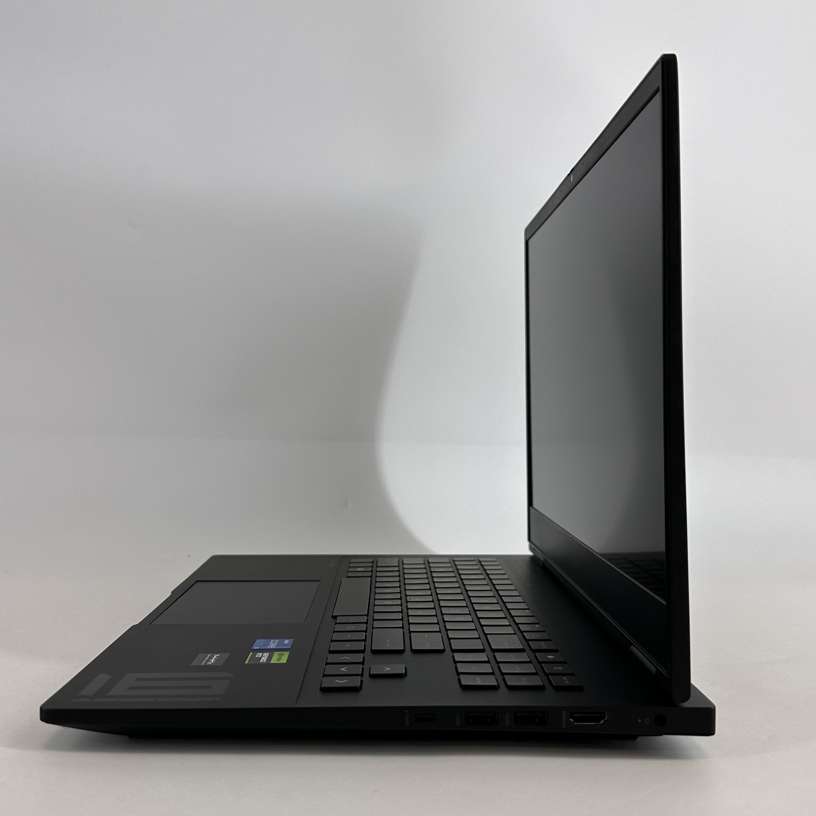 HP Omen 16 144Hz FHD 2.6 GHz i5-13500H 32GB 1TB SSD NVIDIA RTX 3050 Excellent