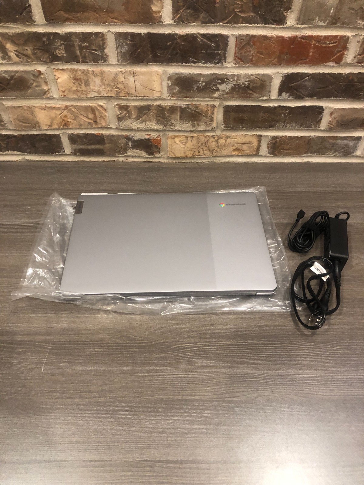 Lenovo IdeaPad Slim 3 15IJL6 15.6″ FHD Touch Pentium N6000 8GB 128GB eMMC Chrome