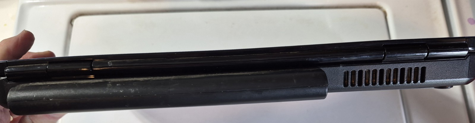 Dell Inspiron 1545 Laptop For Repair Or Parts, No Charger