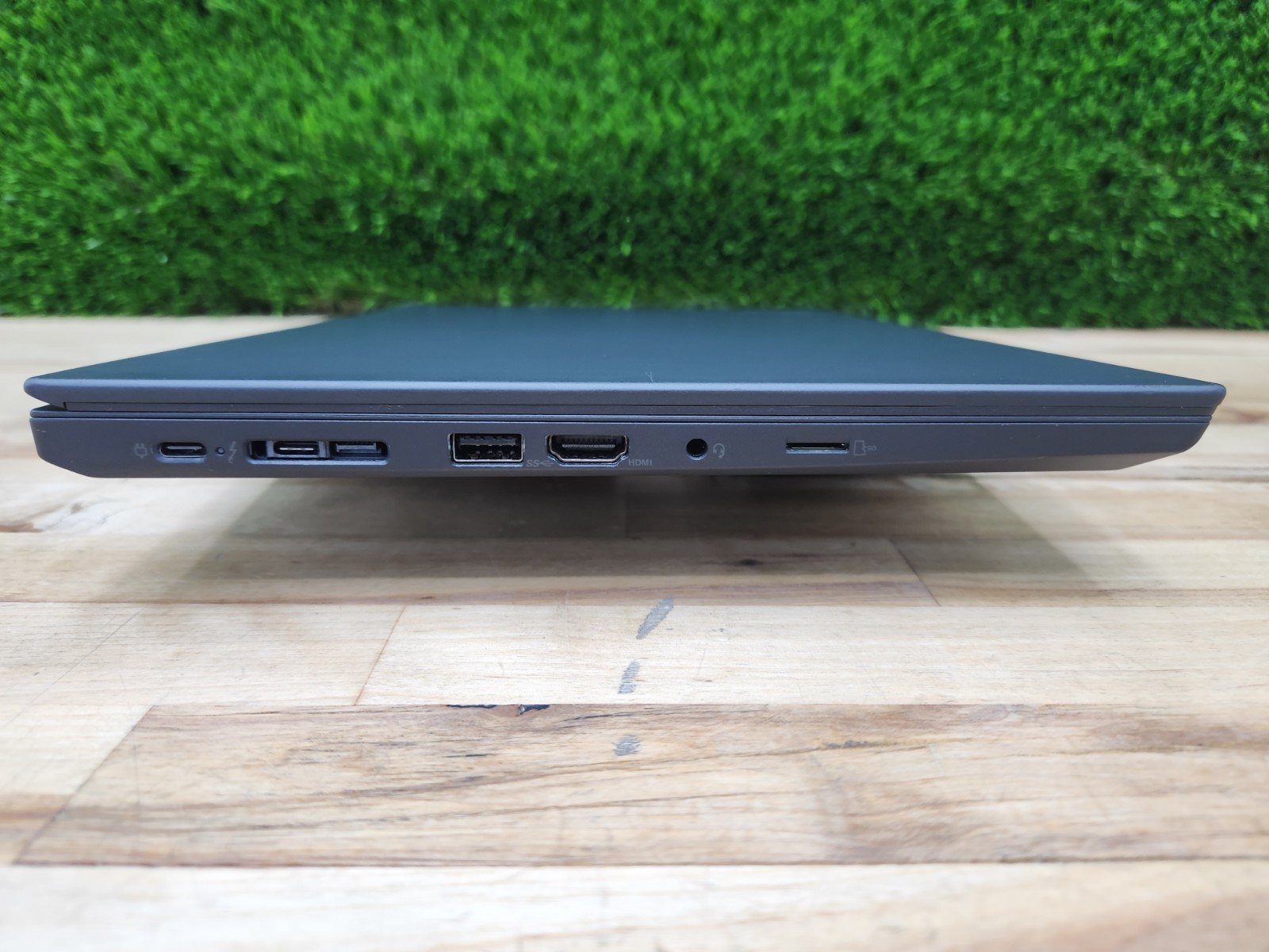 Lenovo ThinkPad T14 Gen 1 14″ FHD i7-10510U 1.8GHz 16GB 256GB SSD Win 11 Pro ~