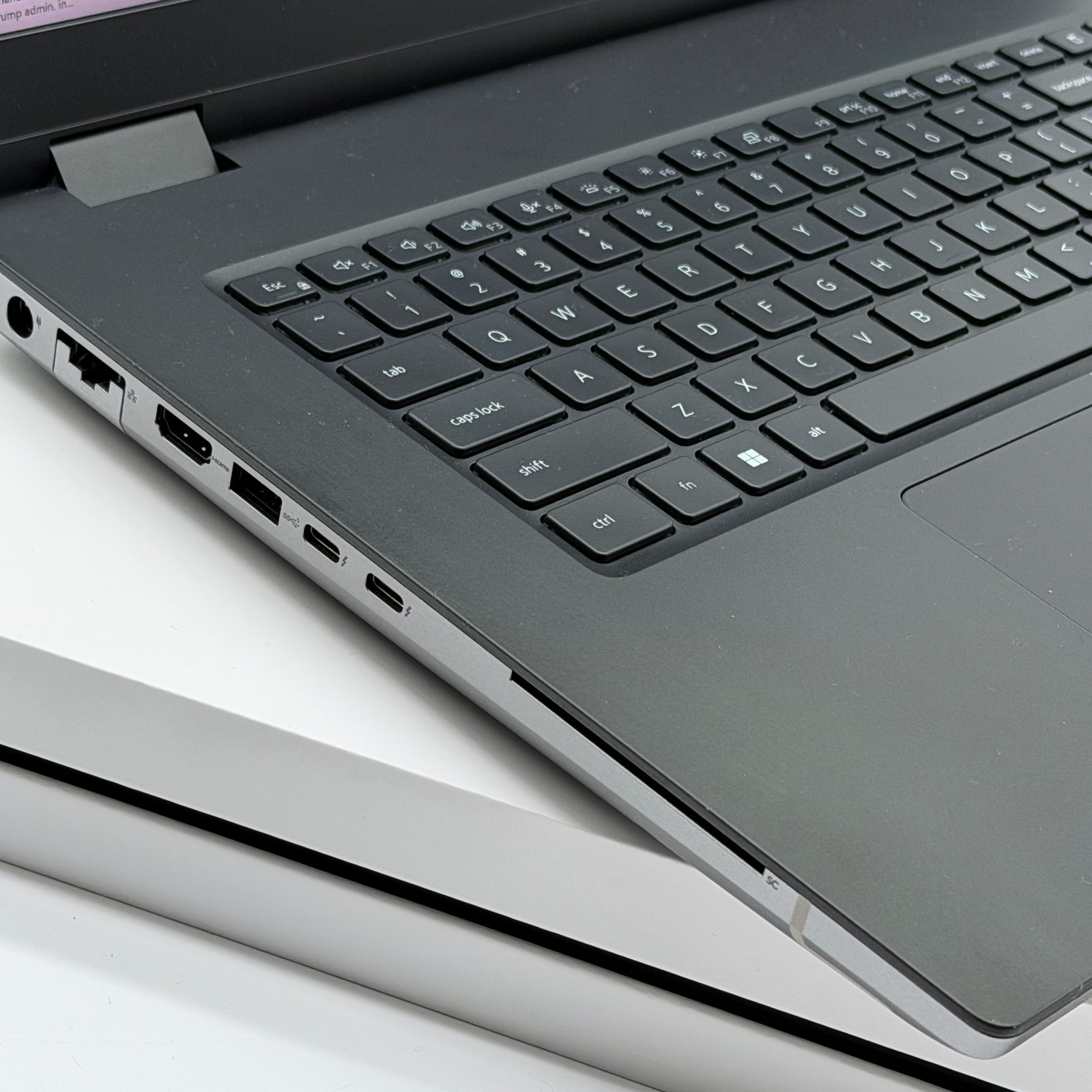 Dell Precision 7780 17.3″ i7-13850HX 32GB RAM 1TB SSD – NVIDIA RTX 3500 Ada 12GB