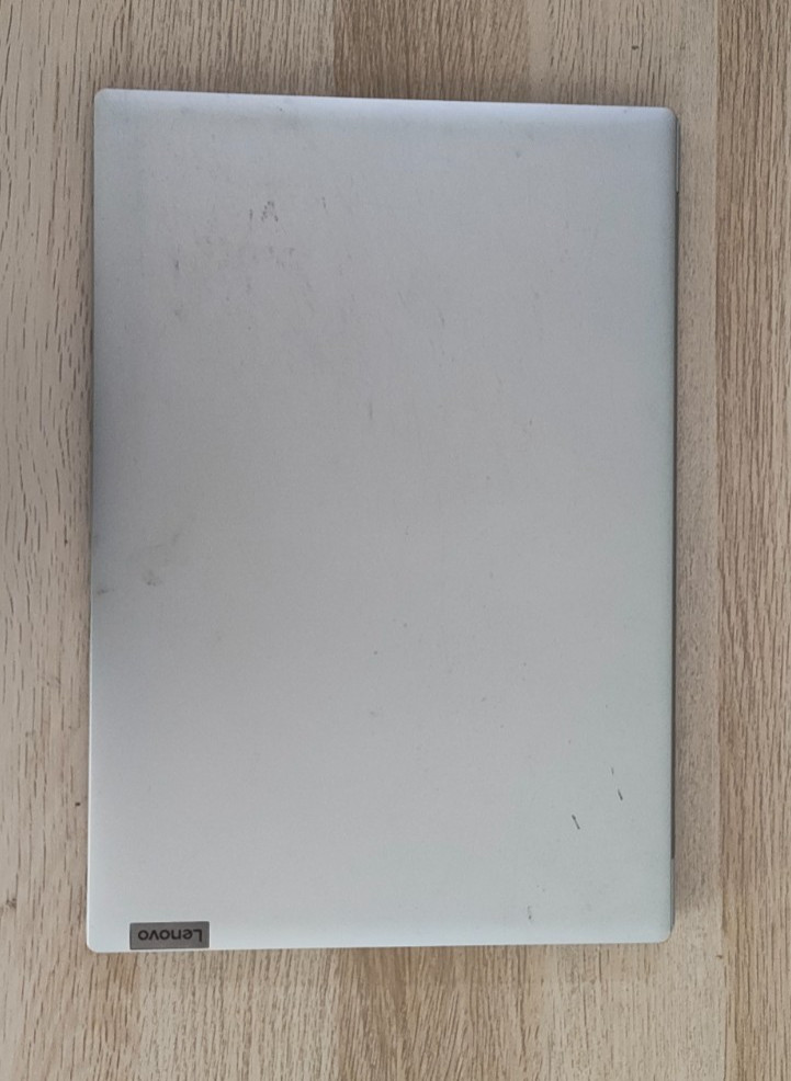 Lenovo IdeaPad 3 17IIL05 17.3” (512GB SSD, Intel Core i5-1035G1, 8GB RAM)