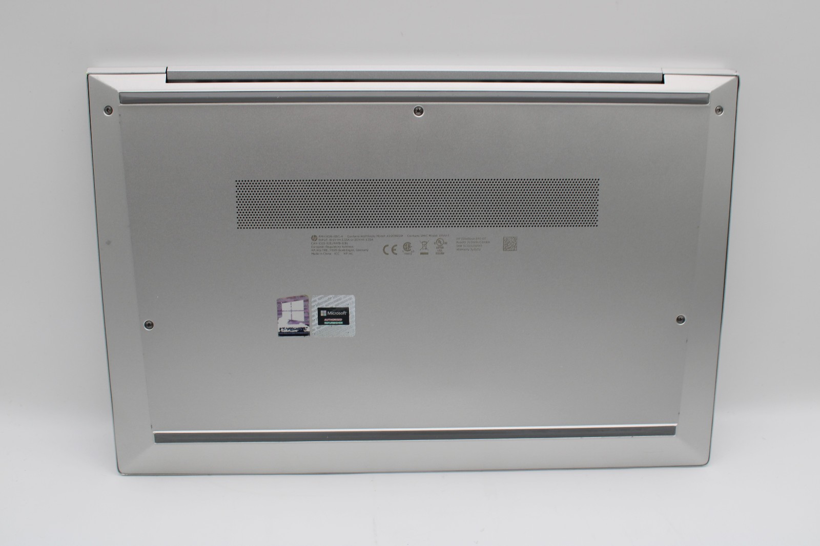 HP EliteBook 840 G7 i7-10610U @ 1.8 GHz 16GB RAM _ 512GB SSD Win11P *READ