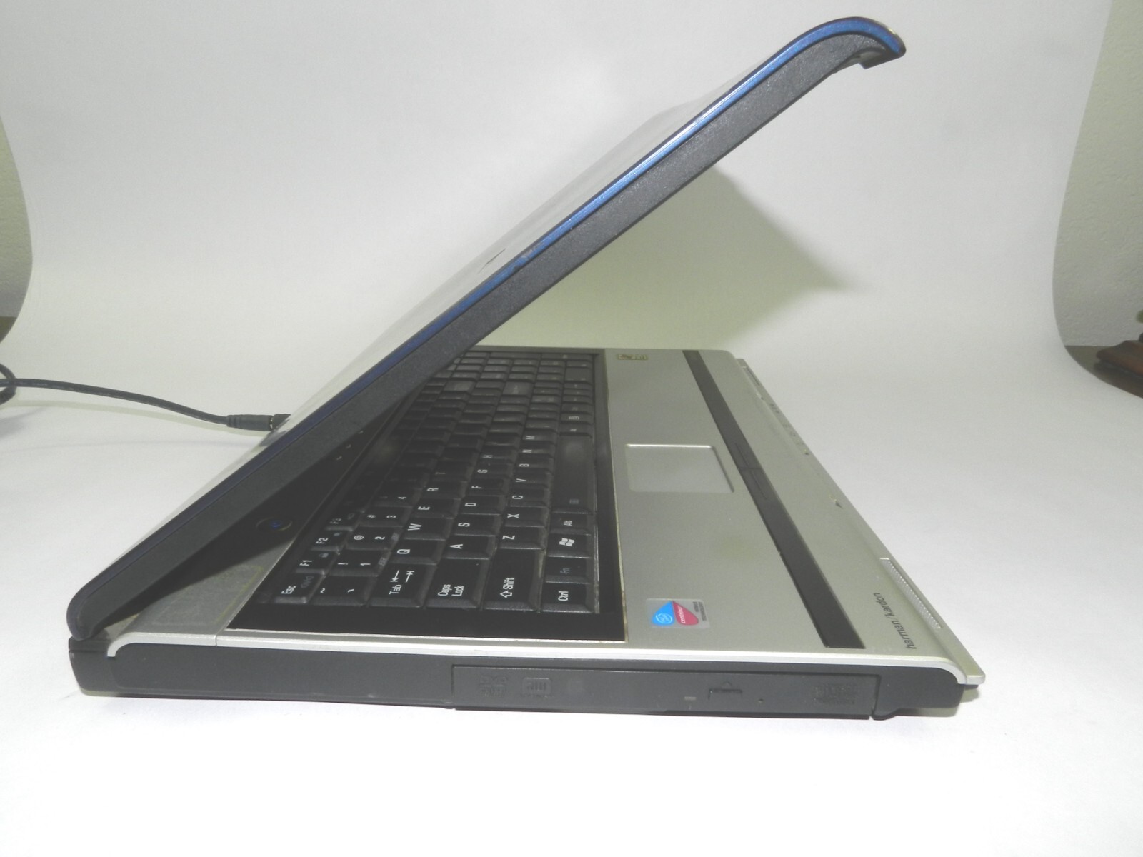 Toshiba Satellite M65-S9092 Navy Laptop 1022MB Memory Working No HD PARTS B152