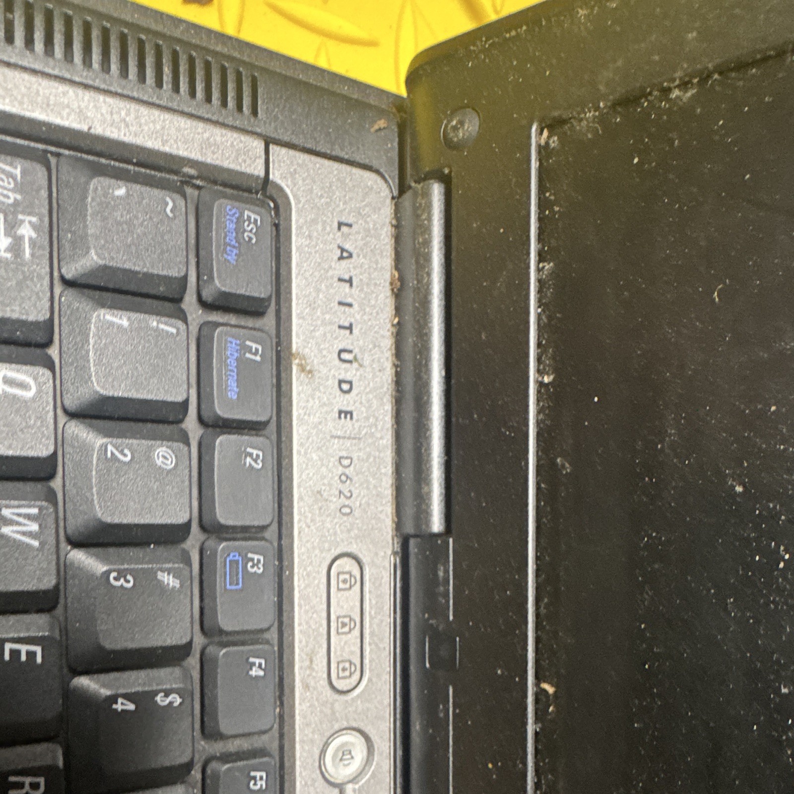 Dell Latitude D620 14.1″ Core Duo 1.83GHz, 1GB RAM, 80GB HDD, XP