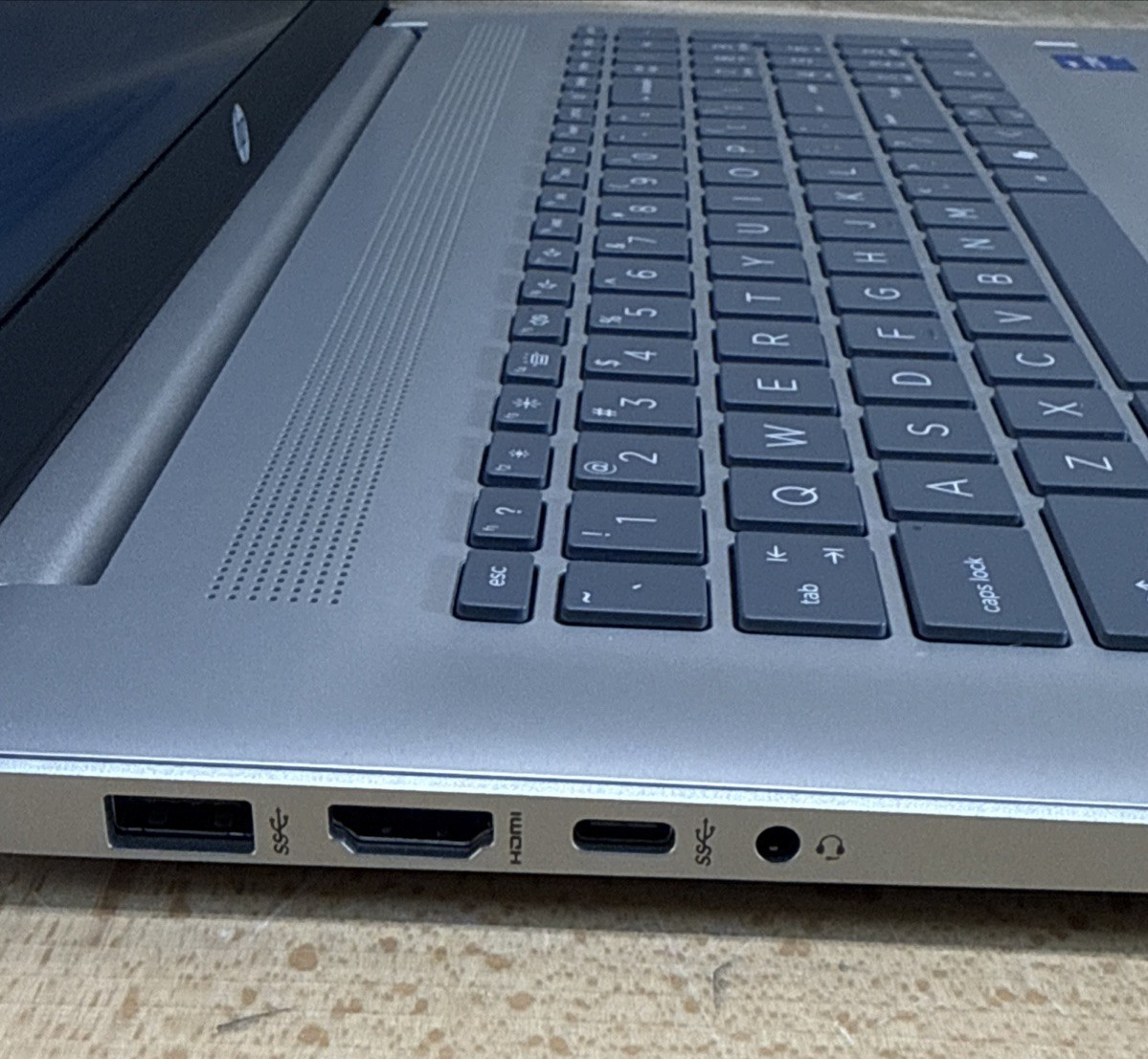 HP 17-cn3068cl 17.3″ FHD i5-1334U 8GB 512GB SSD Win11 Laptop Silver