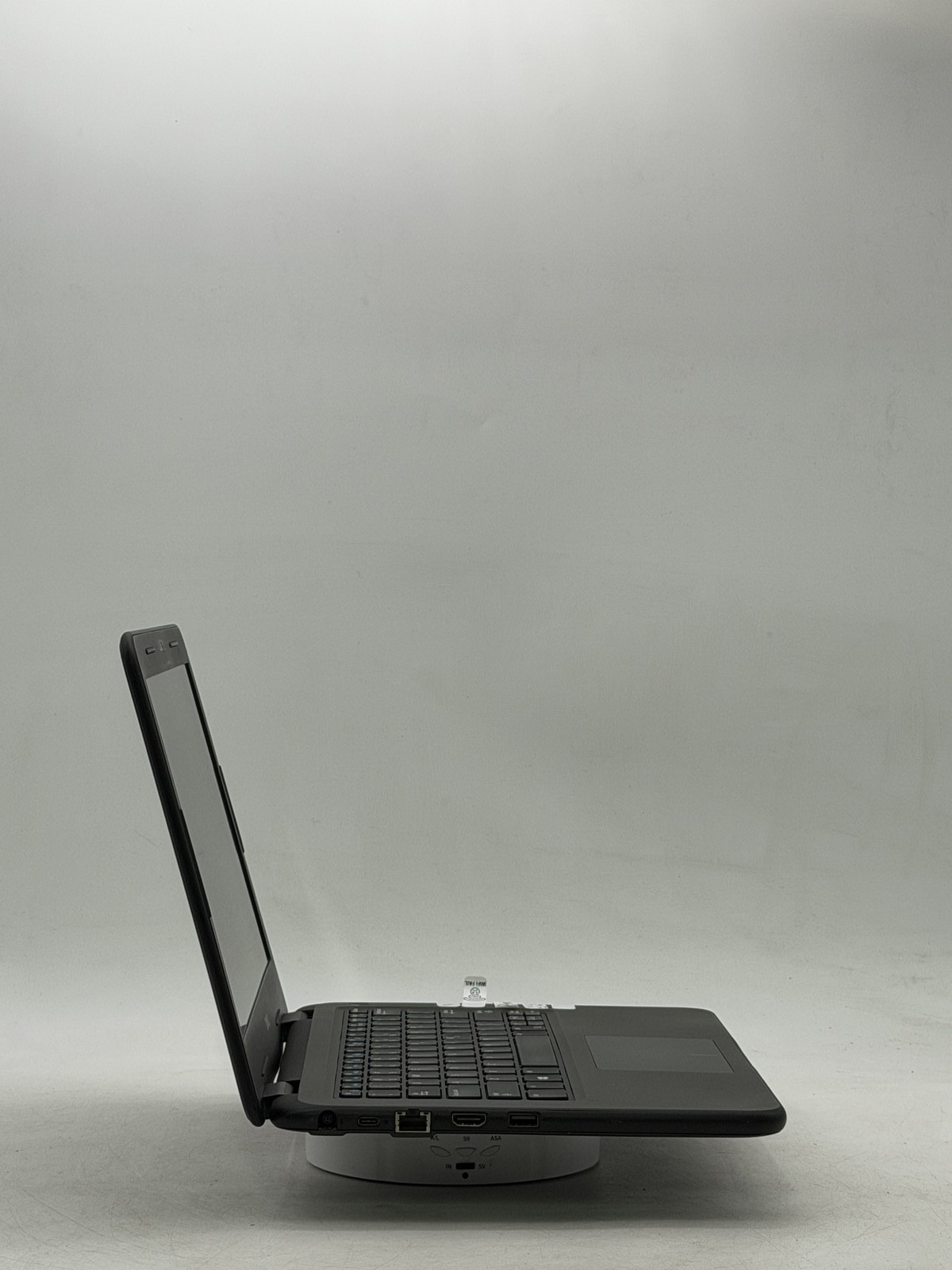 Dell Latitude 3310 13.3in i5-8265U 8GB 128GB NO OS – Read