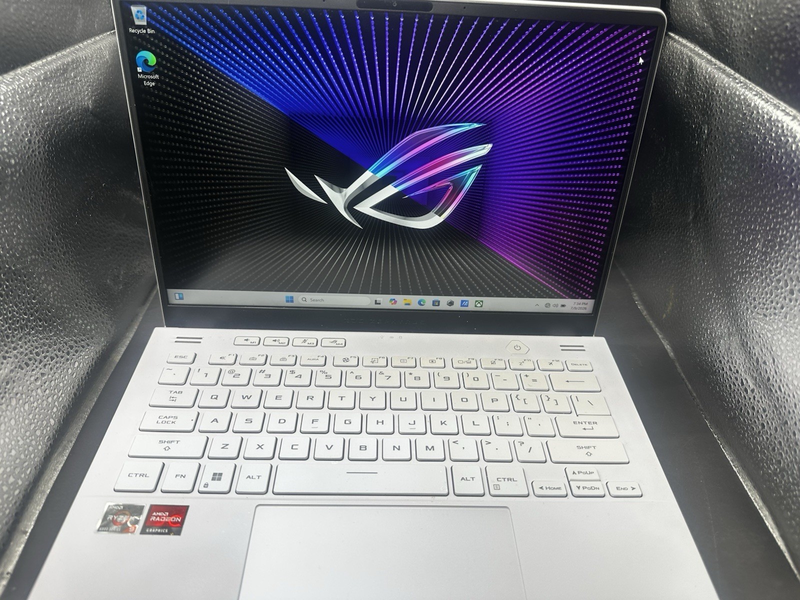 ASUS ROG Zephyrus G14 (GA402RJ) – Ryzen 9 6900HS – 16GB DDR5 – 1TB SSD