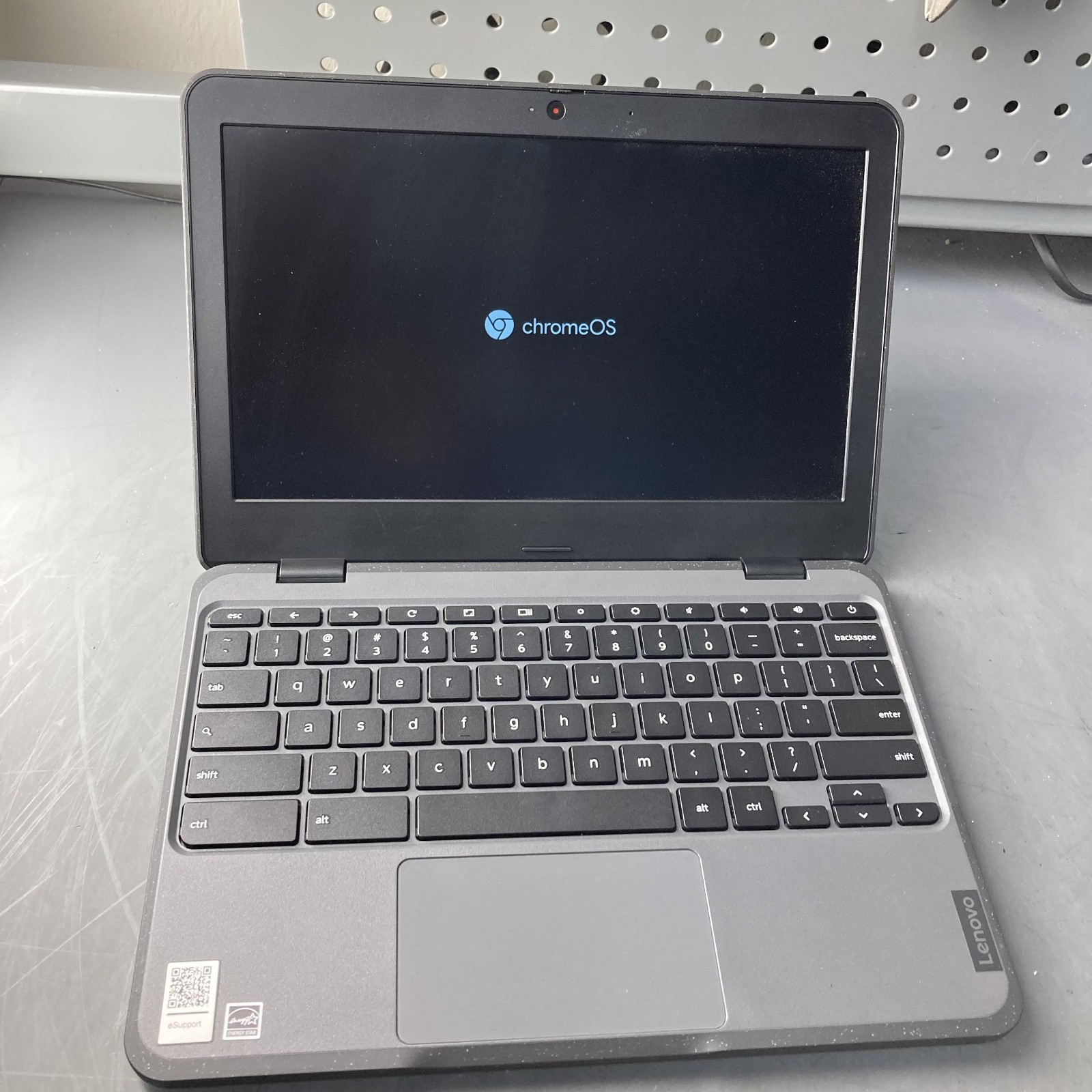 Lenovo 100e Chromebook Gen 3-AMD 3015ce-4GB Ram 32GB SSD Chrome OS