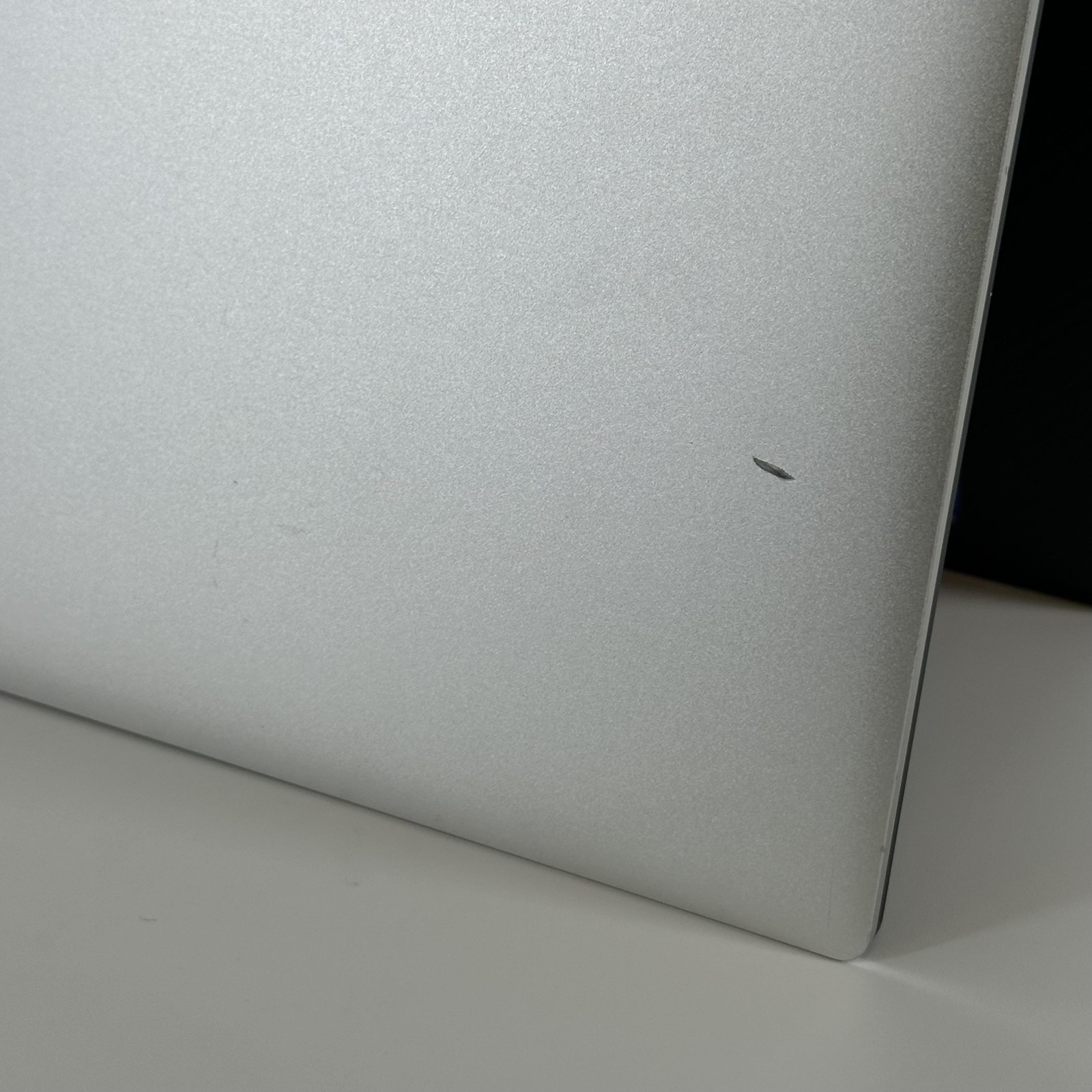 Dell XPS 15 9520 UHD+ TOUCH 2.5 GHz i9-12900HK 32GB 1TB SSD NVIDIA RTX 3050 Ti