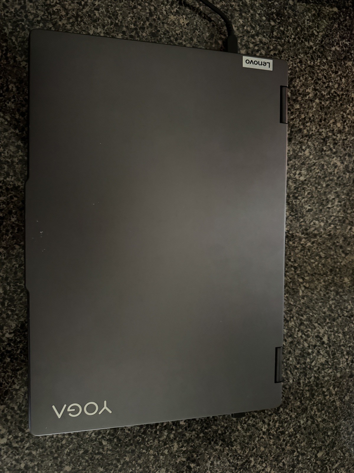 Lenovo Yoga 7 16IAP7 16″ (256GB SSD, Intel Core i5 12th Gen., 4.40 GHz, 8GB)…