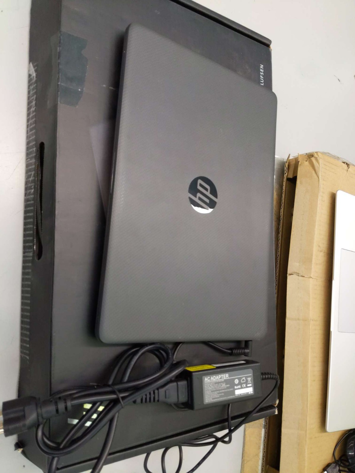HP 240 G8 2Q9S3LT 14” Intel Core i3-1005G1 4GB RAM 1TBHDD Windows 10 Home Black