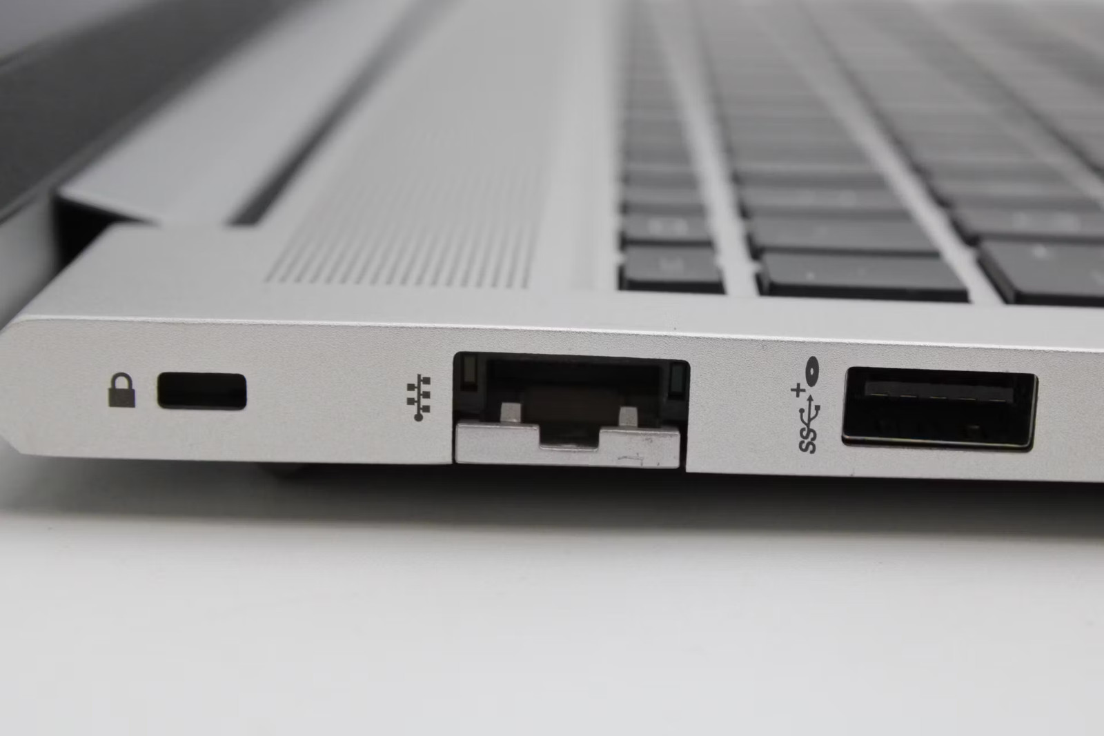 HP ProBook 450 G9 Used 15.5″ i5-1235U, 256GB NVMe, 16GB RAM