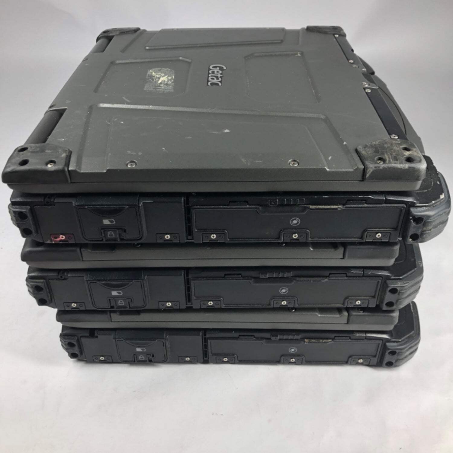 LOT OF 3x Getac B300 G6 13.3″ i7-6500U 2.6GHz 8GB DDR4 NO OS NO SSD NO CADDY
