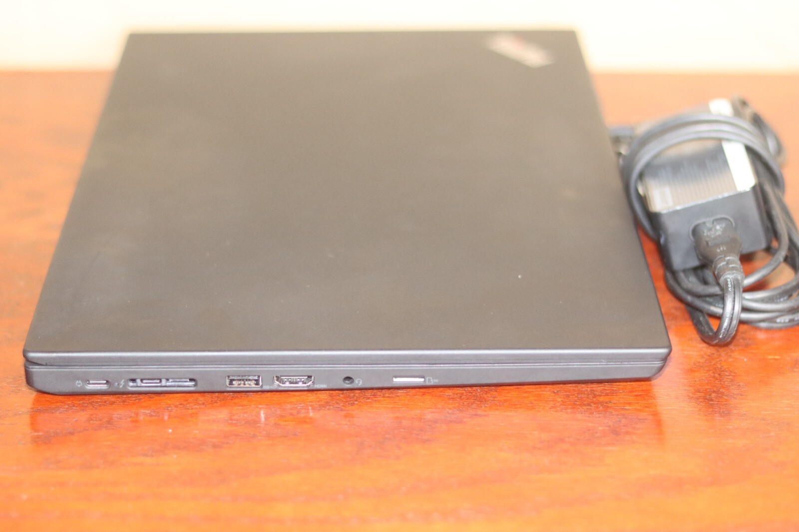 Lenovo ThinkPad T15 Gen 1 1.6 GHz i5-10210U 16GB Ram 256GB SSD – Very Good